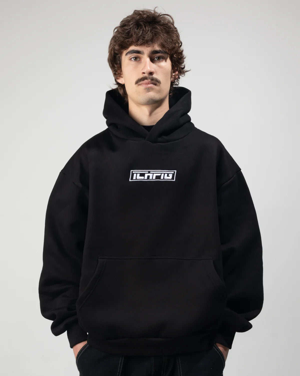 STRIKE CORDLESS HOOD BLACK/WHITE