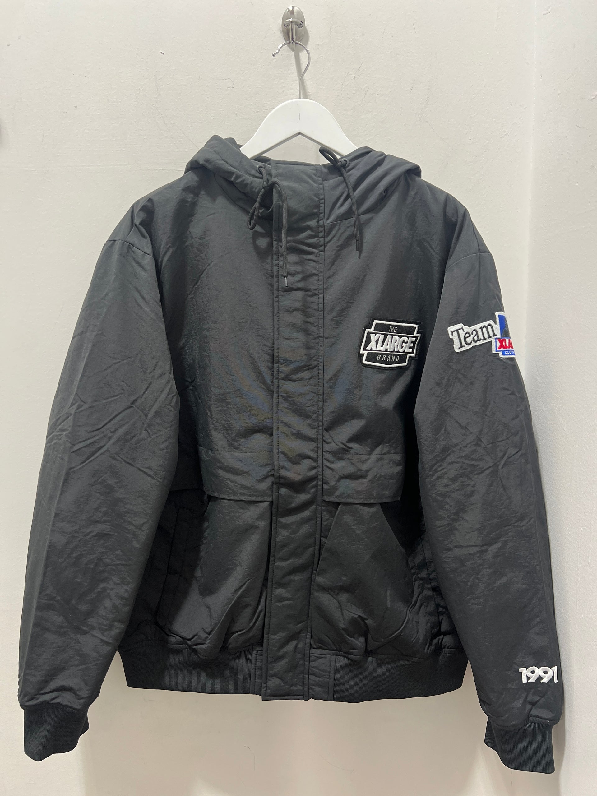 TEAM NYLON PUFFER JACKET BLACK