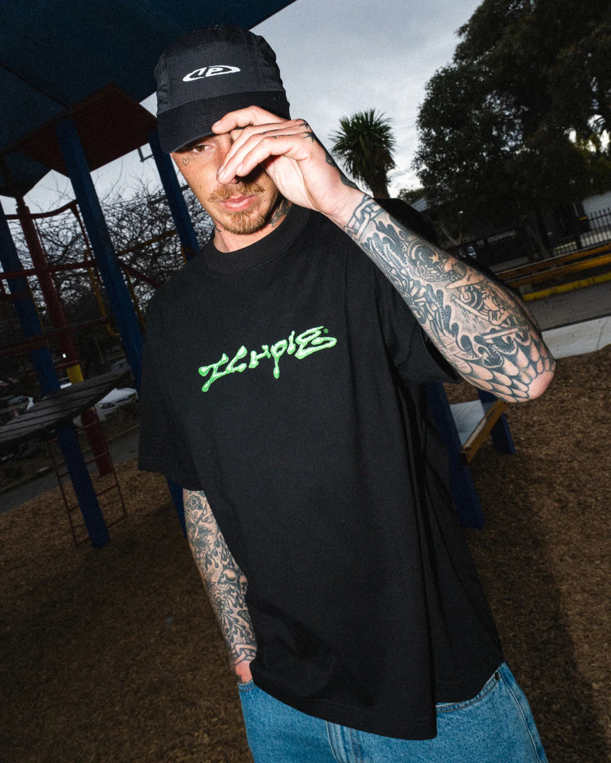 SLIME GEL TEE BLACK