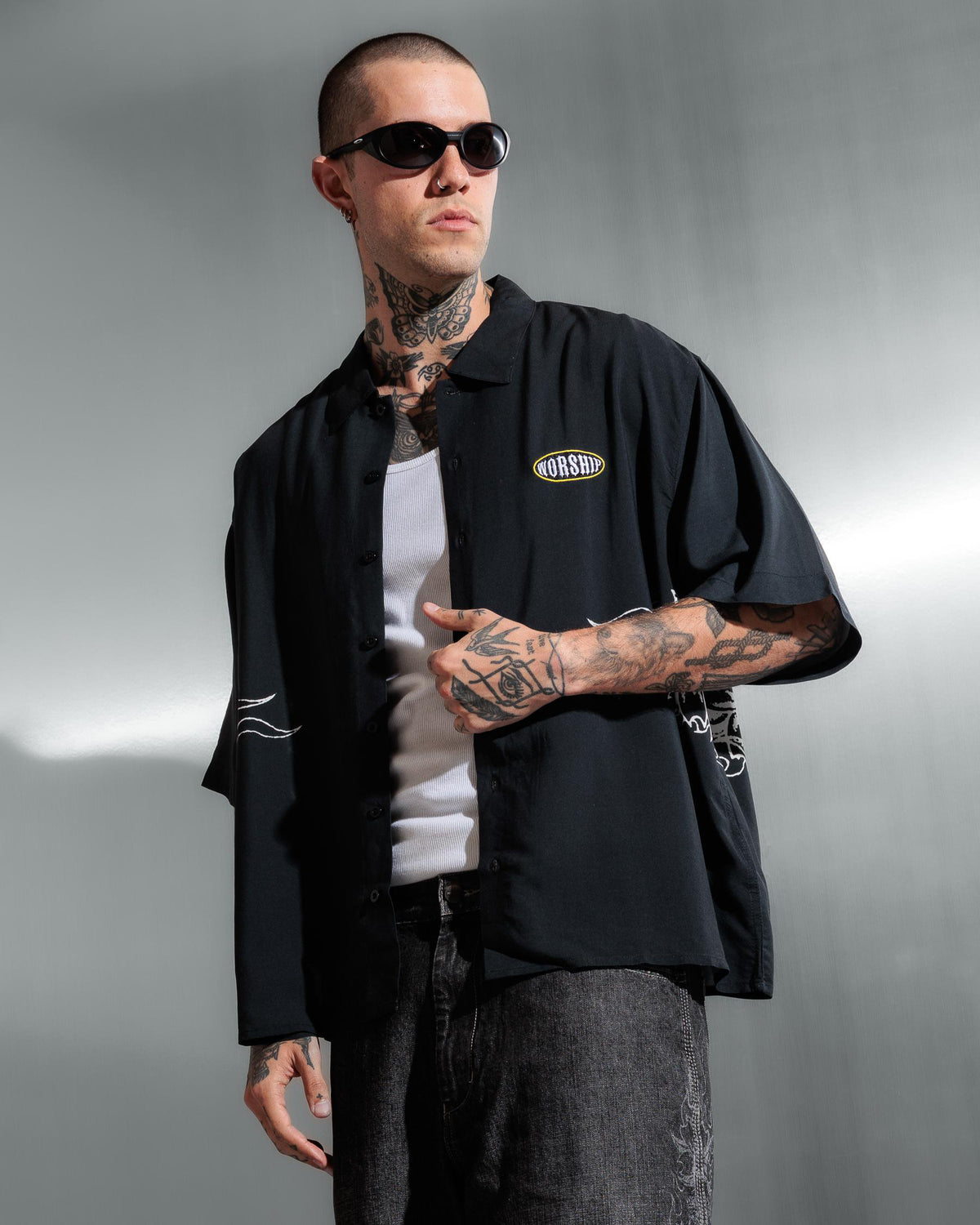 TROPICAL HEAT CROP BOWLING SHIRT BLACK