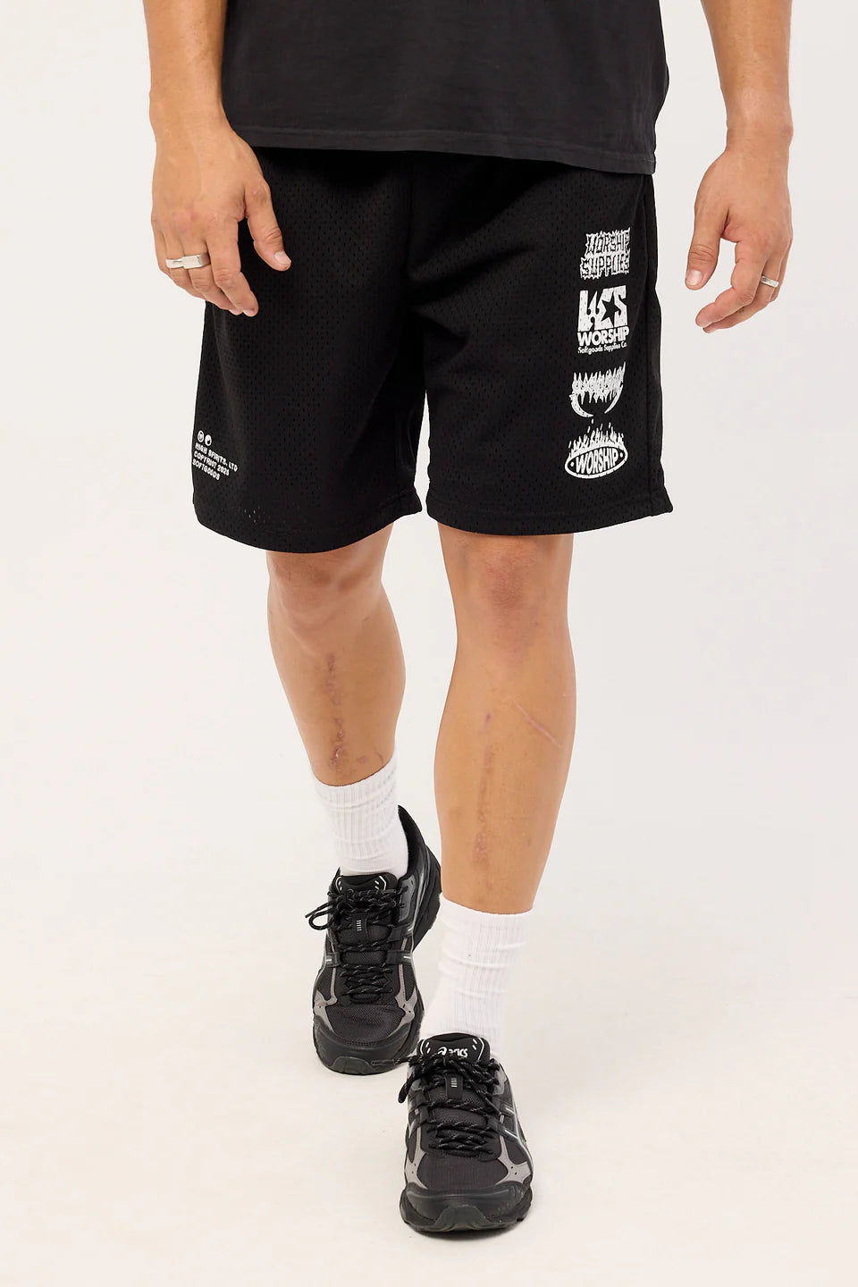 PILE UP MESH SHORT BLACK