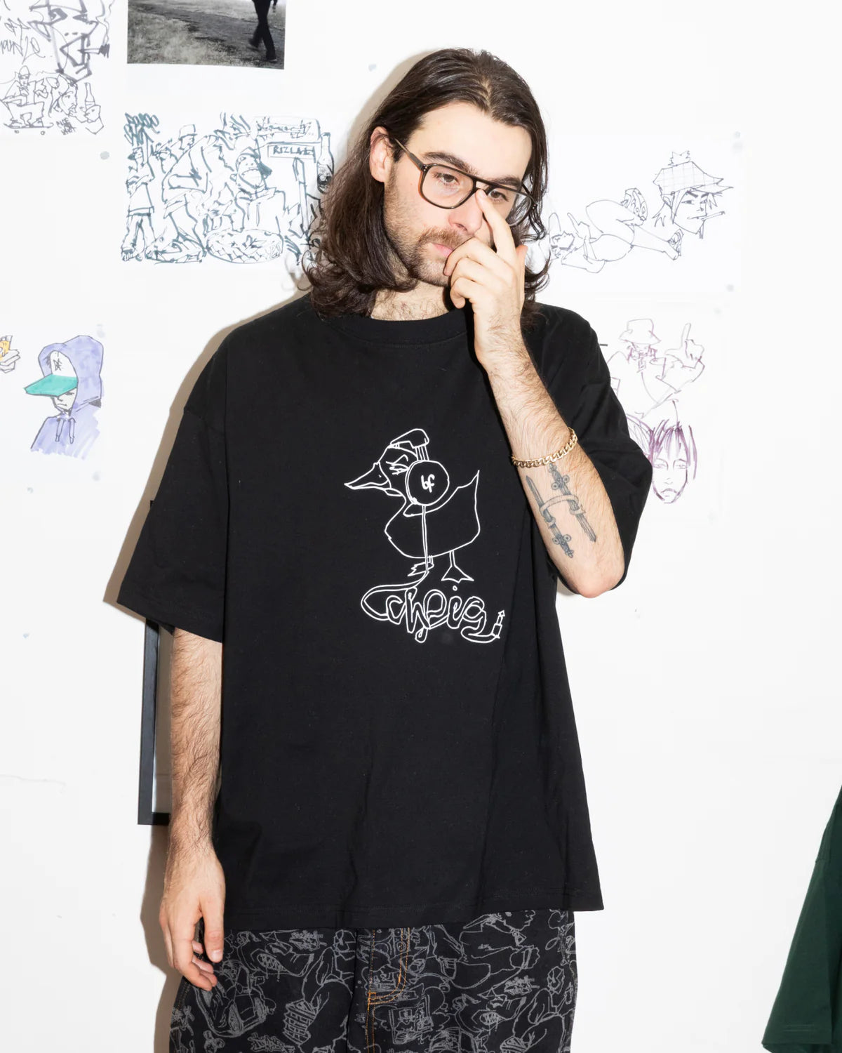 SKETCY DUCK TEE BLACK