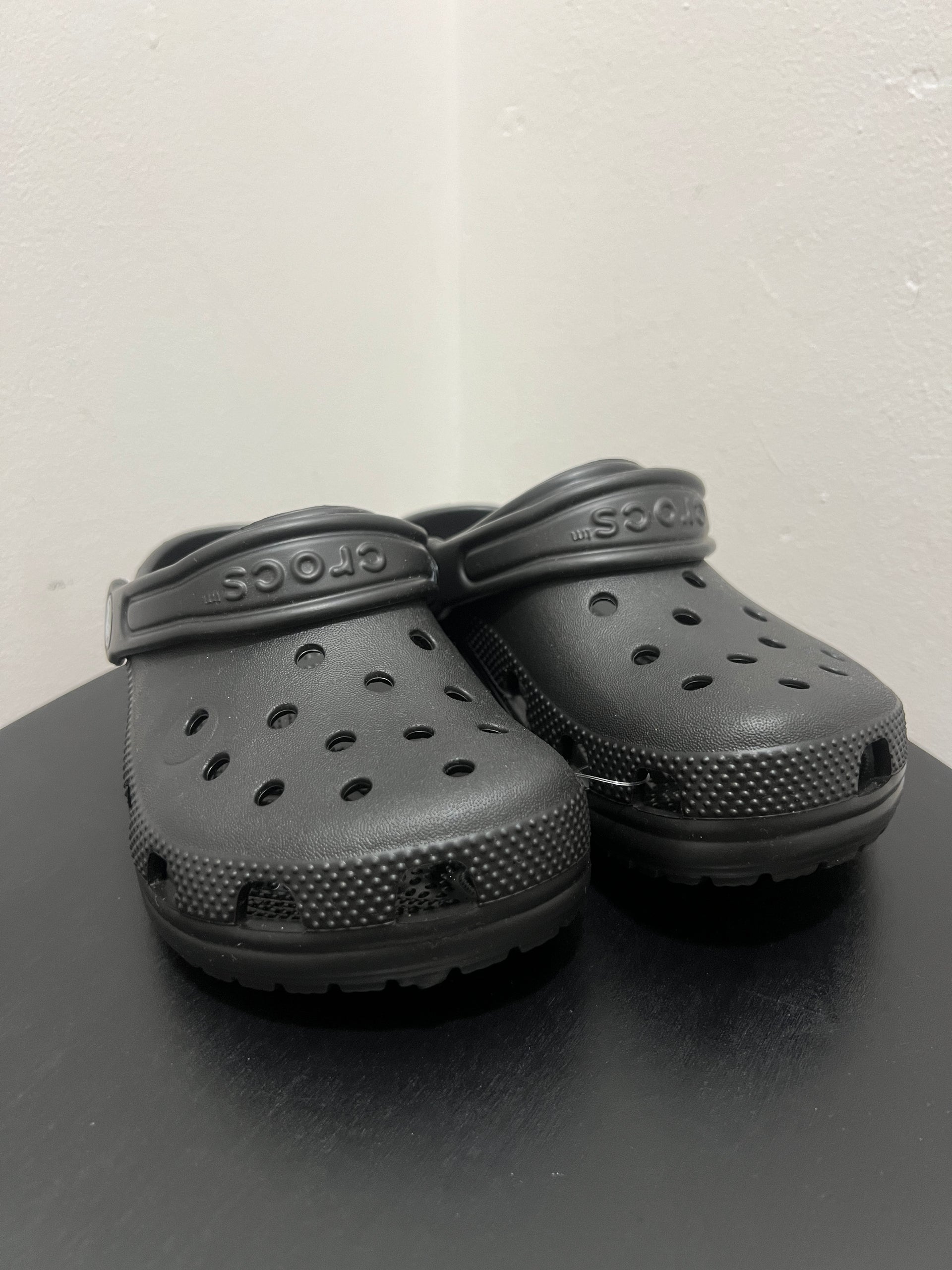 CLASSIC CROCS KIDS BLACK