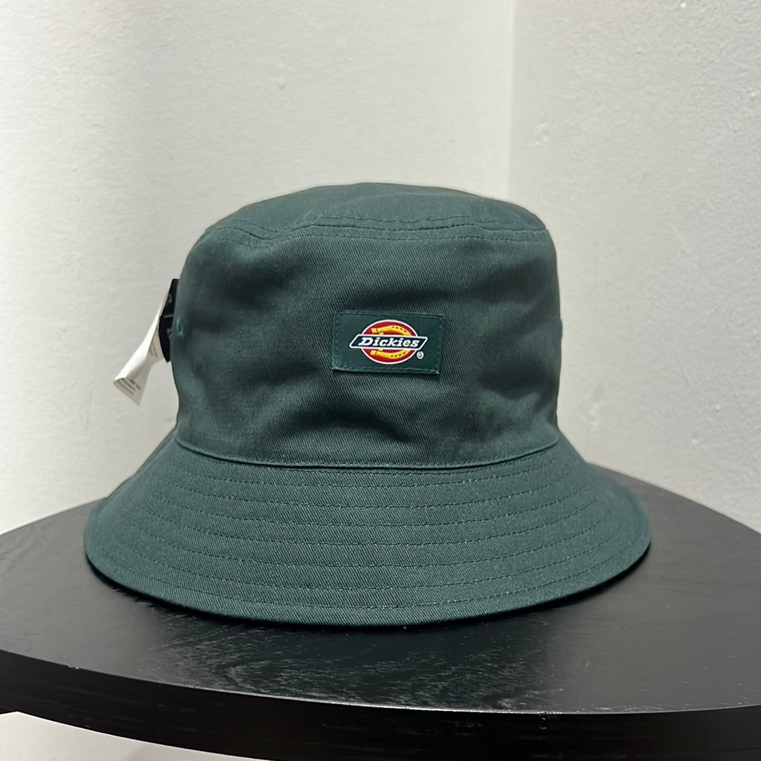 CLASSIC LABEL REV BUCKET HAT - BLACK SPRUCE