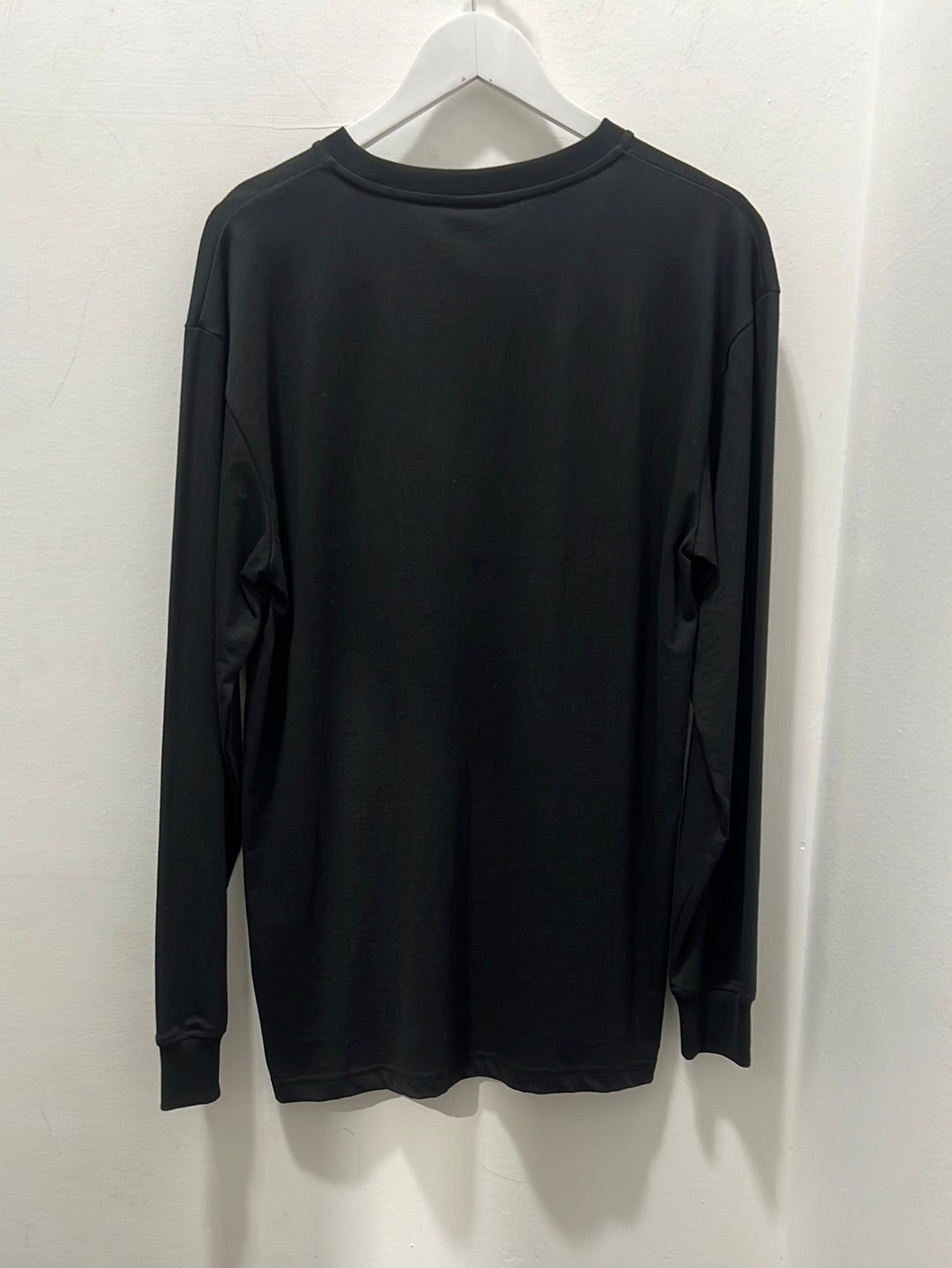 H.S INEZ LS TEE - BLACK