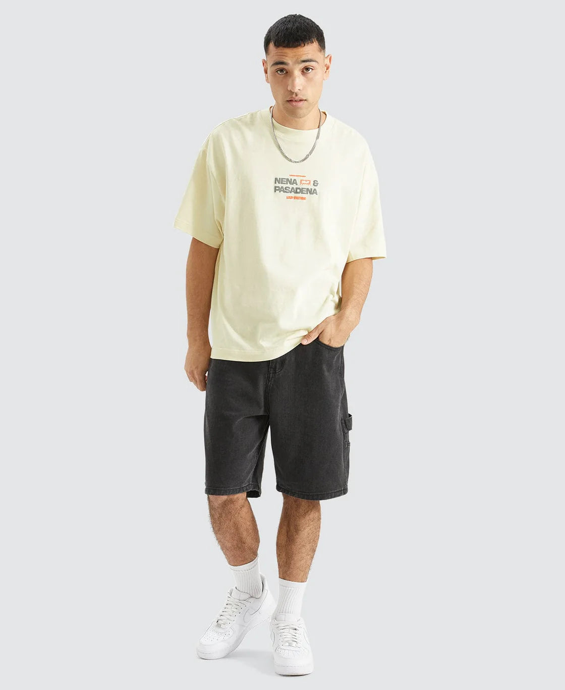 BUILT CARPENTER SHORT BLACK