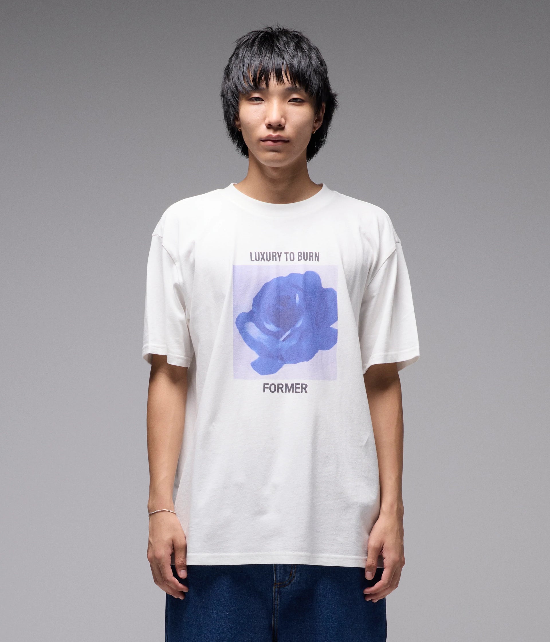 ANOTHER FLOWER TEE OYSTER