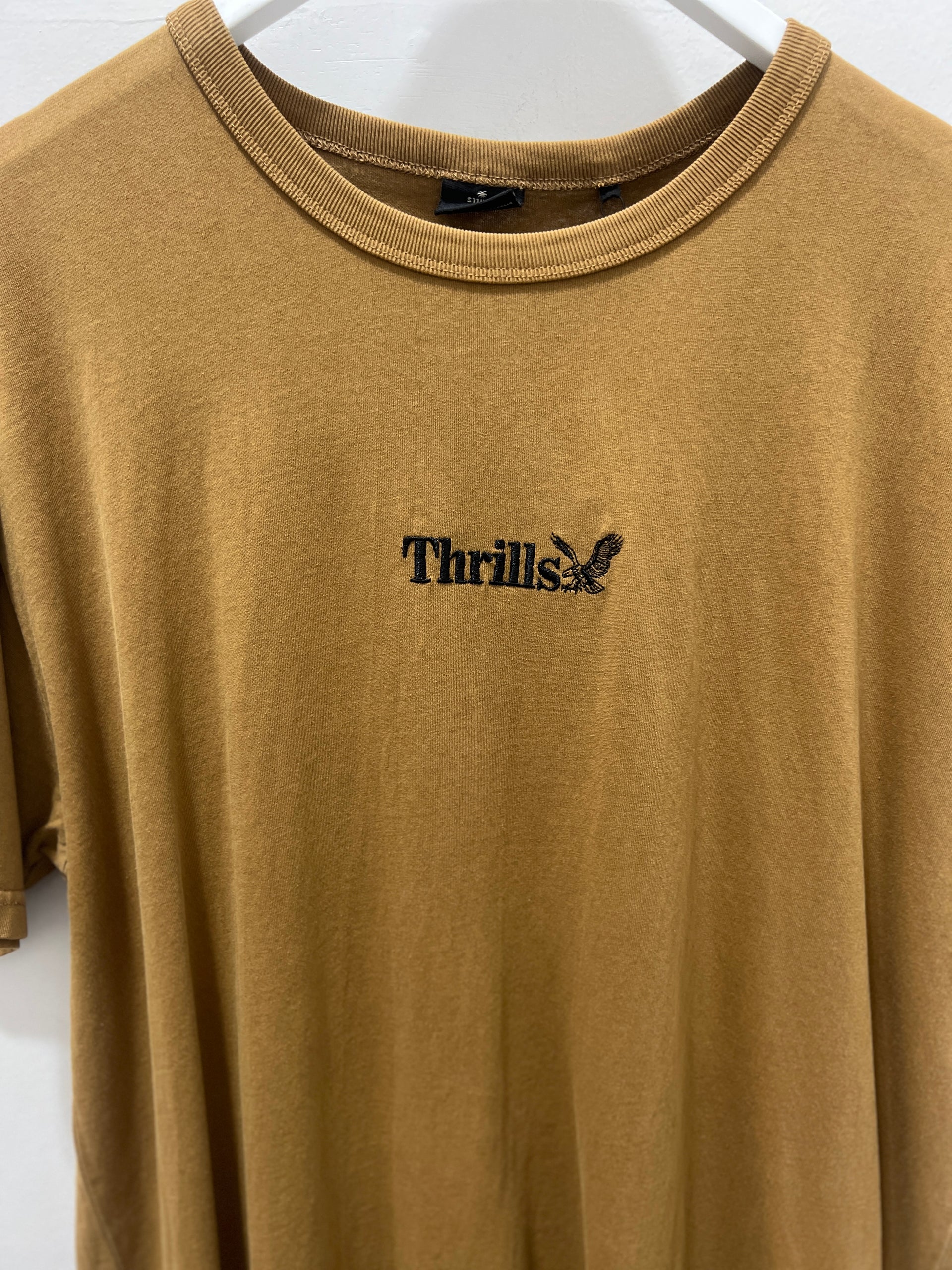 THRILLS WORKWEAR EMBRO BOX FIT TEE - TOBACCO