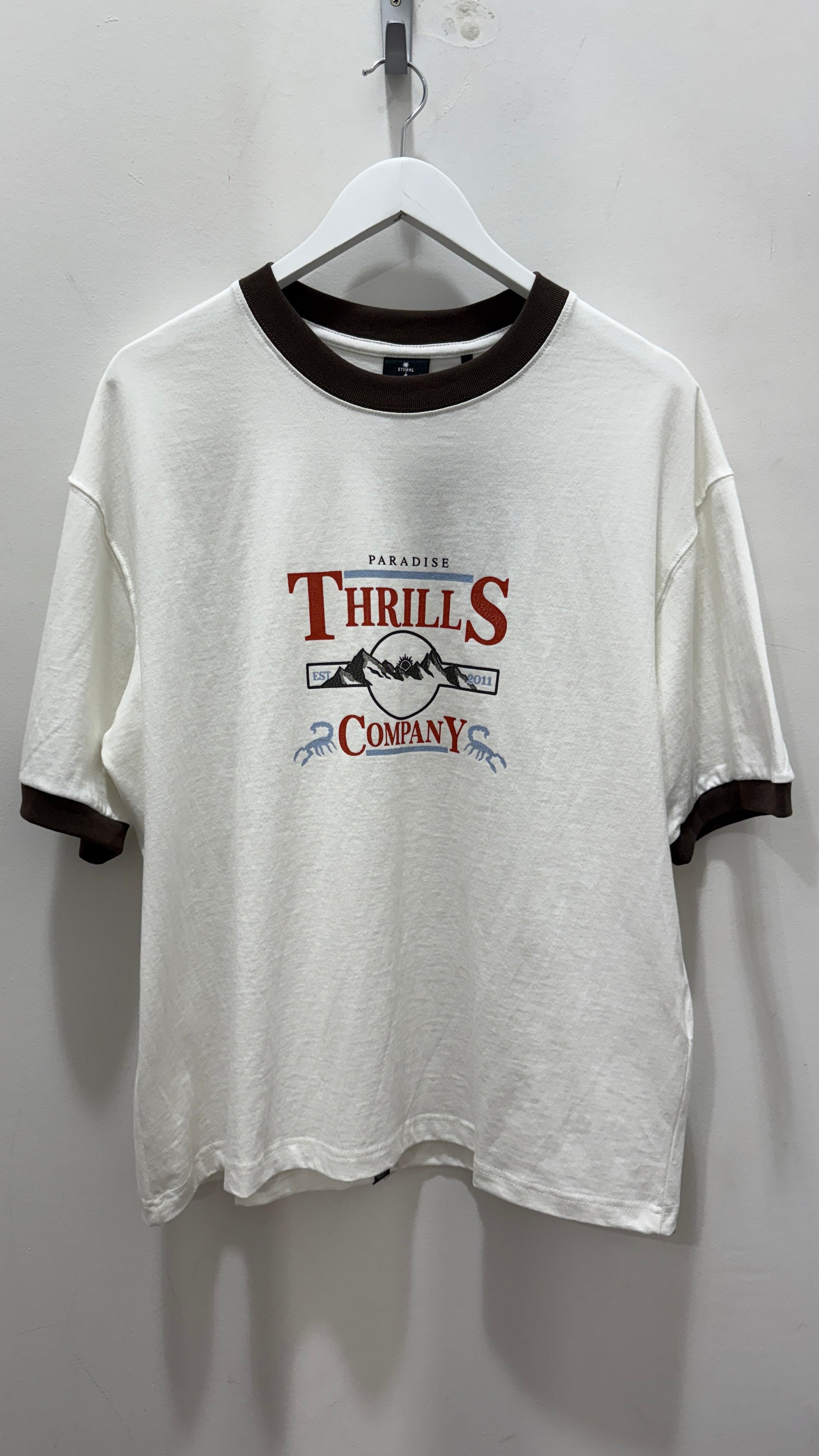 TOUCH THE SKY BOX FIT OVERSIZE CROPPED RINGER TEE DIRTY WHITE