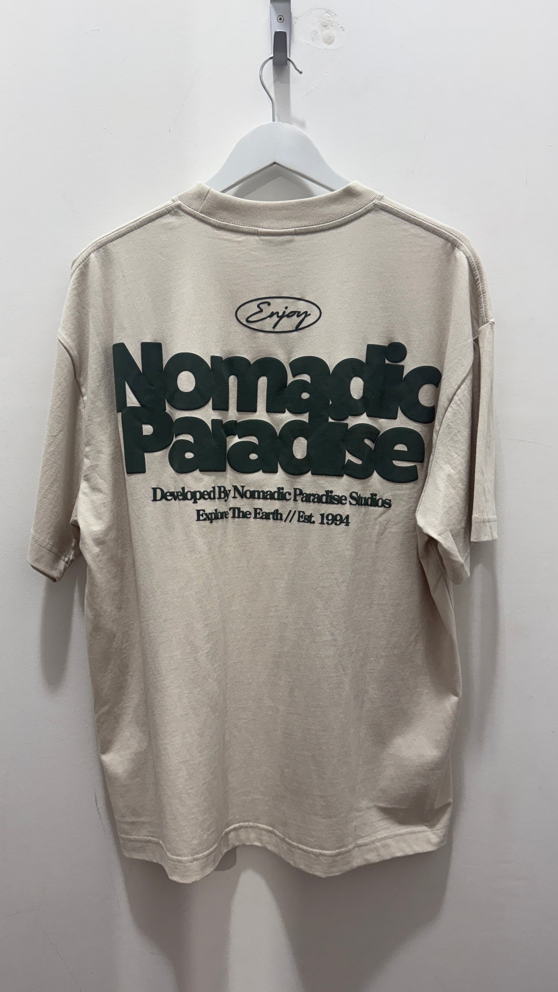 CURRENT STREET TEE MOONBEAM