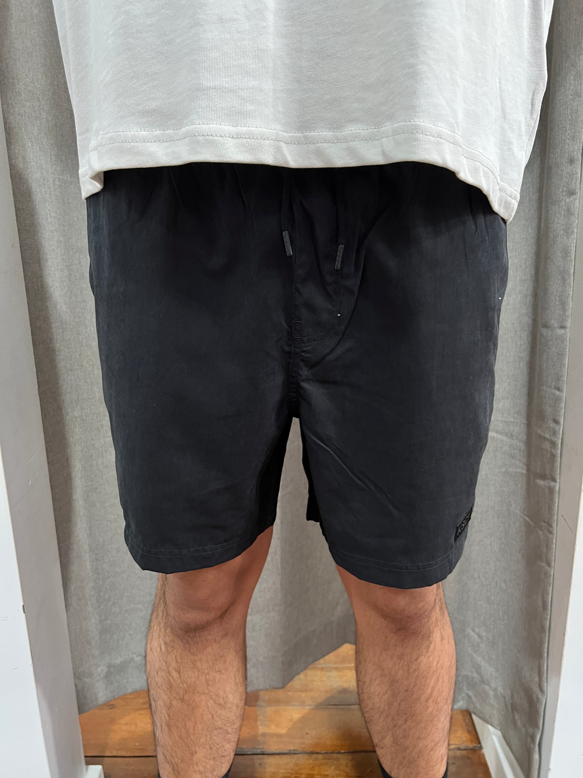 SUNRISE BEACH SHORT BLACK