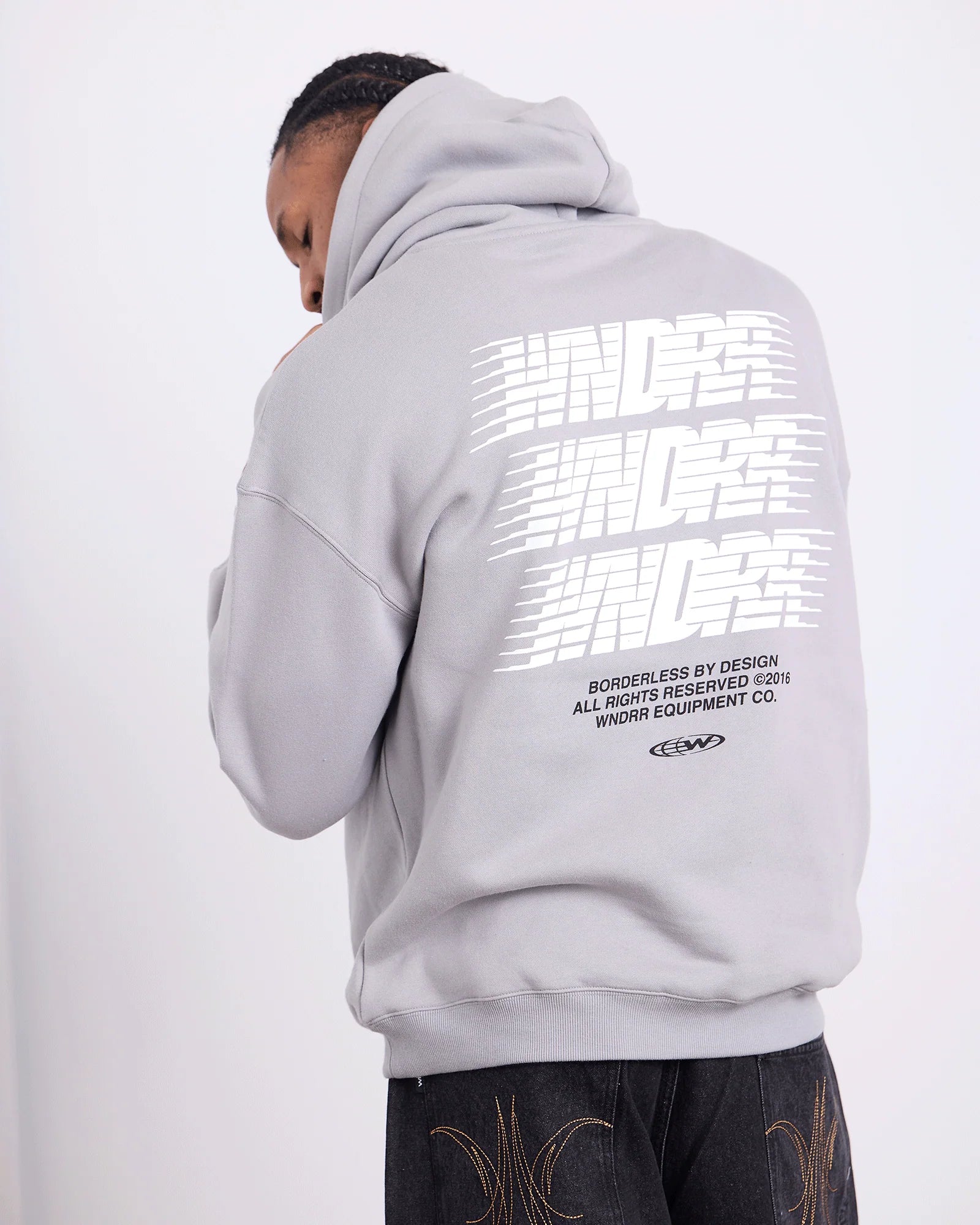 BORDERLESS HOOD SWEAT CEMENT GREY
