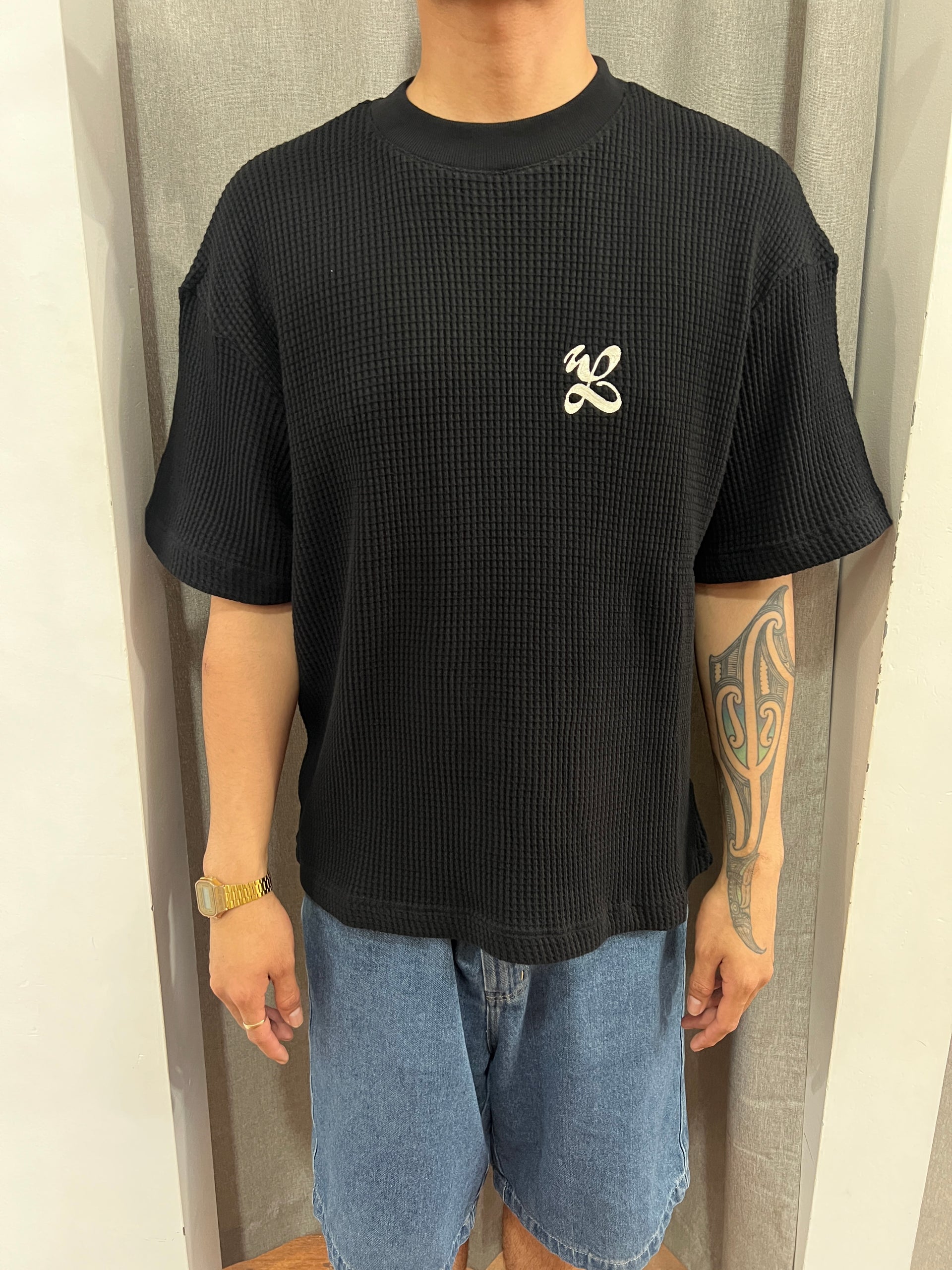 BIG WAFFLE STREET TEE BLACK