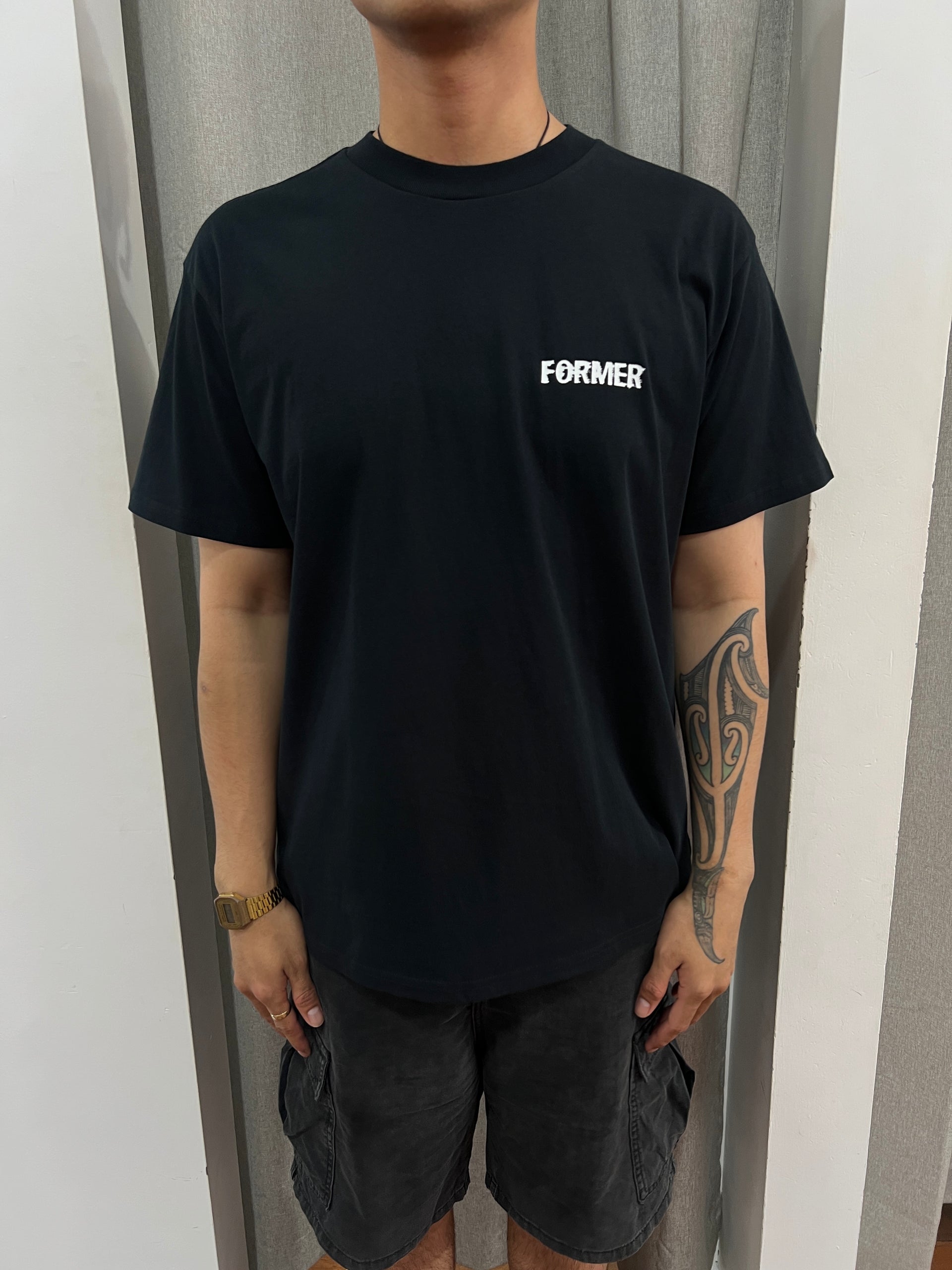 LABYRINTH TEE BLACK