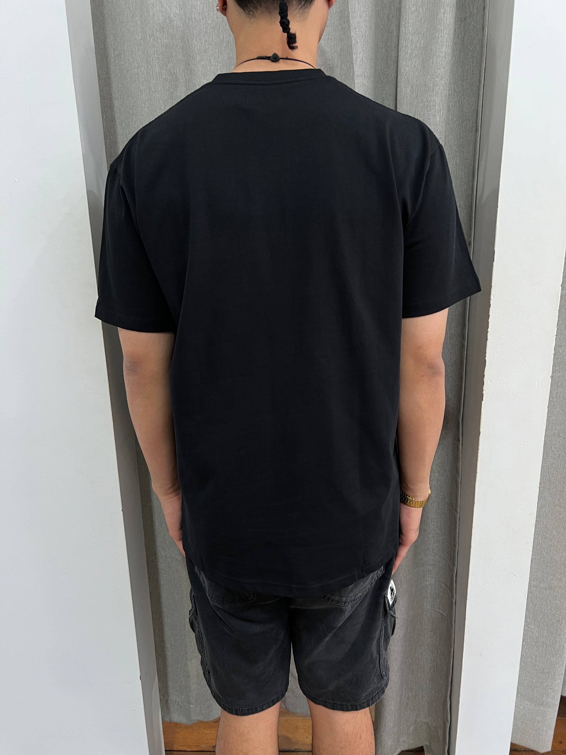 DICE ROLL TEE SOLID BLACK