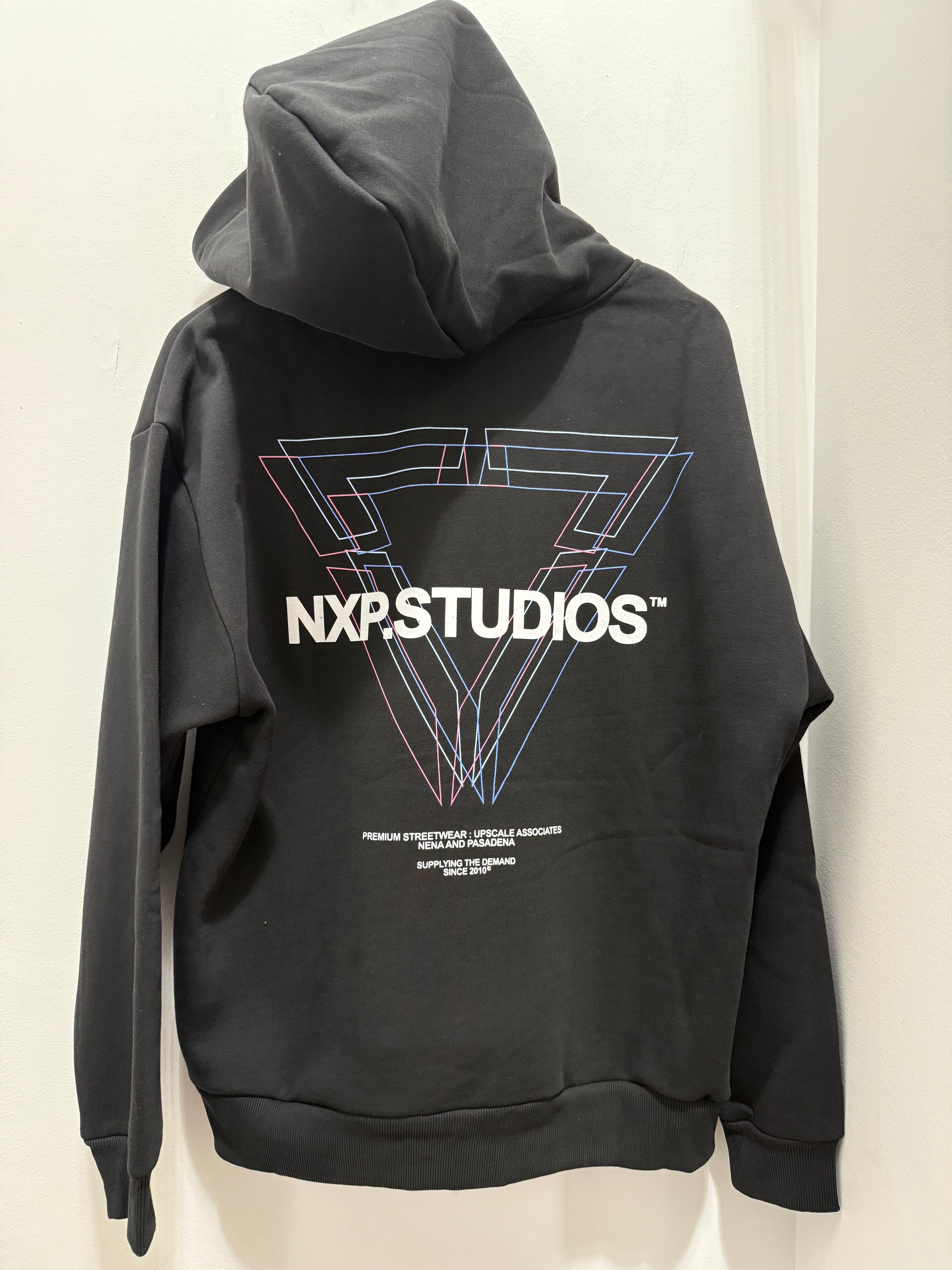 DAGGER RELAXED HOOD JET BLACK
