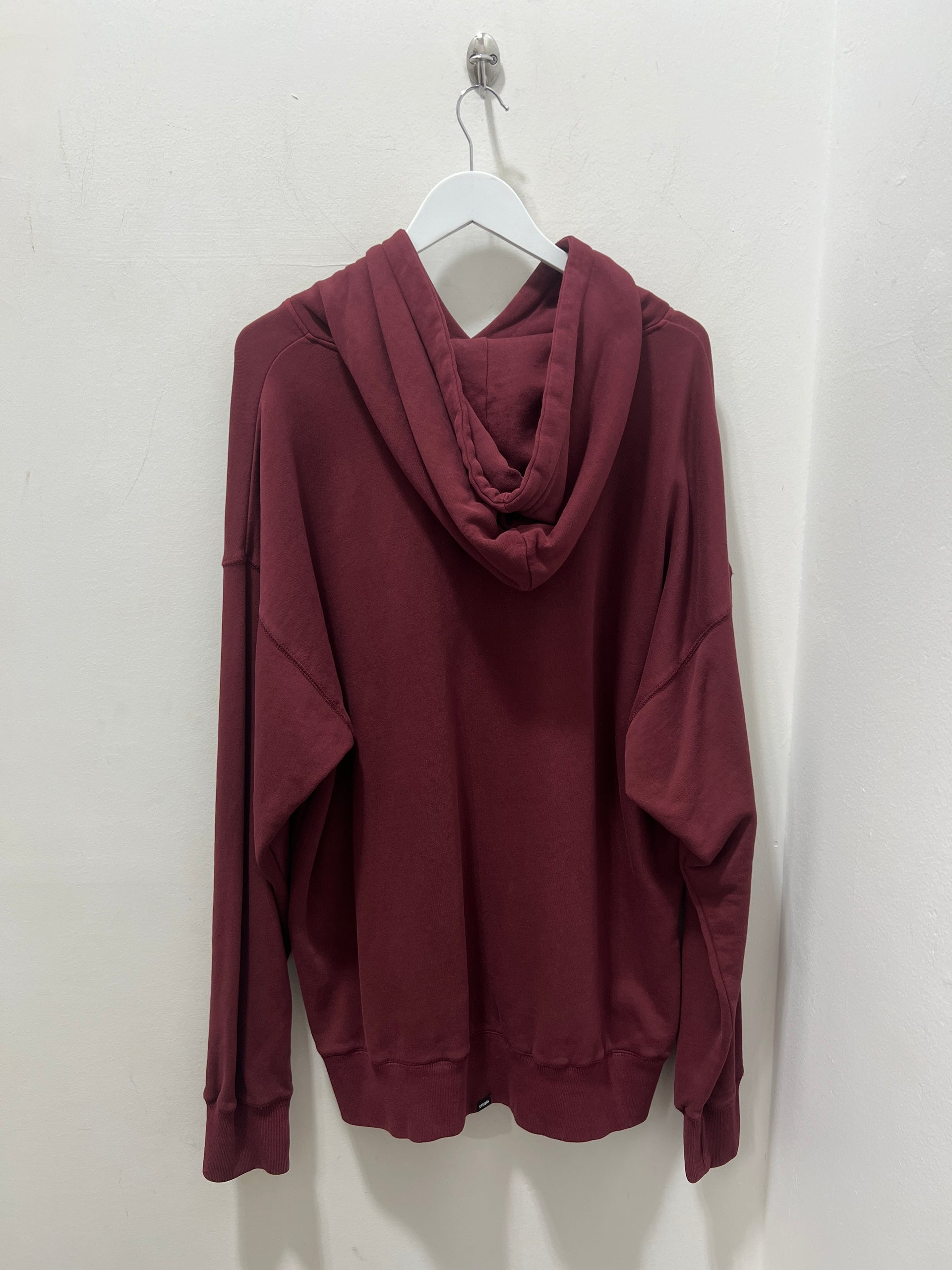 MINIMAL THRILLS SLOUCH PULL ON HOOD - BLOOD RED