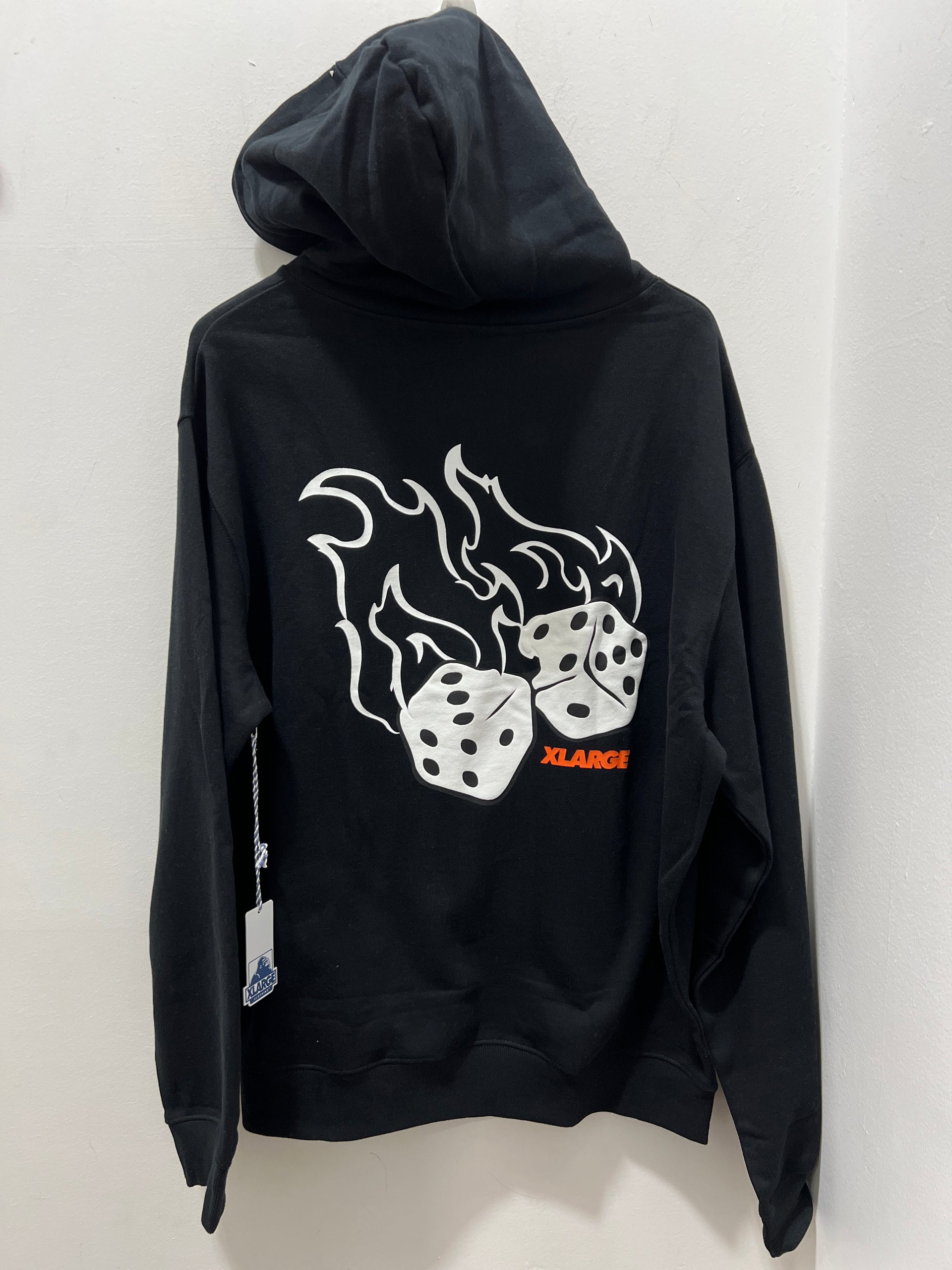 FIRE DICE HOOD BLACK