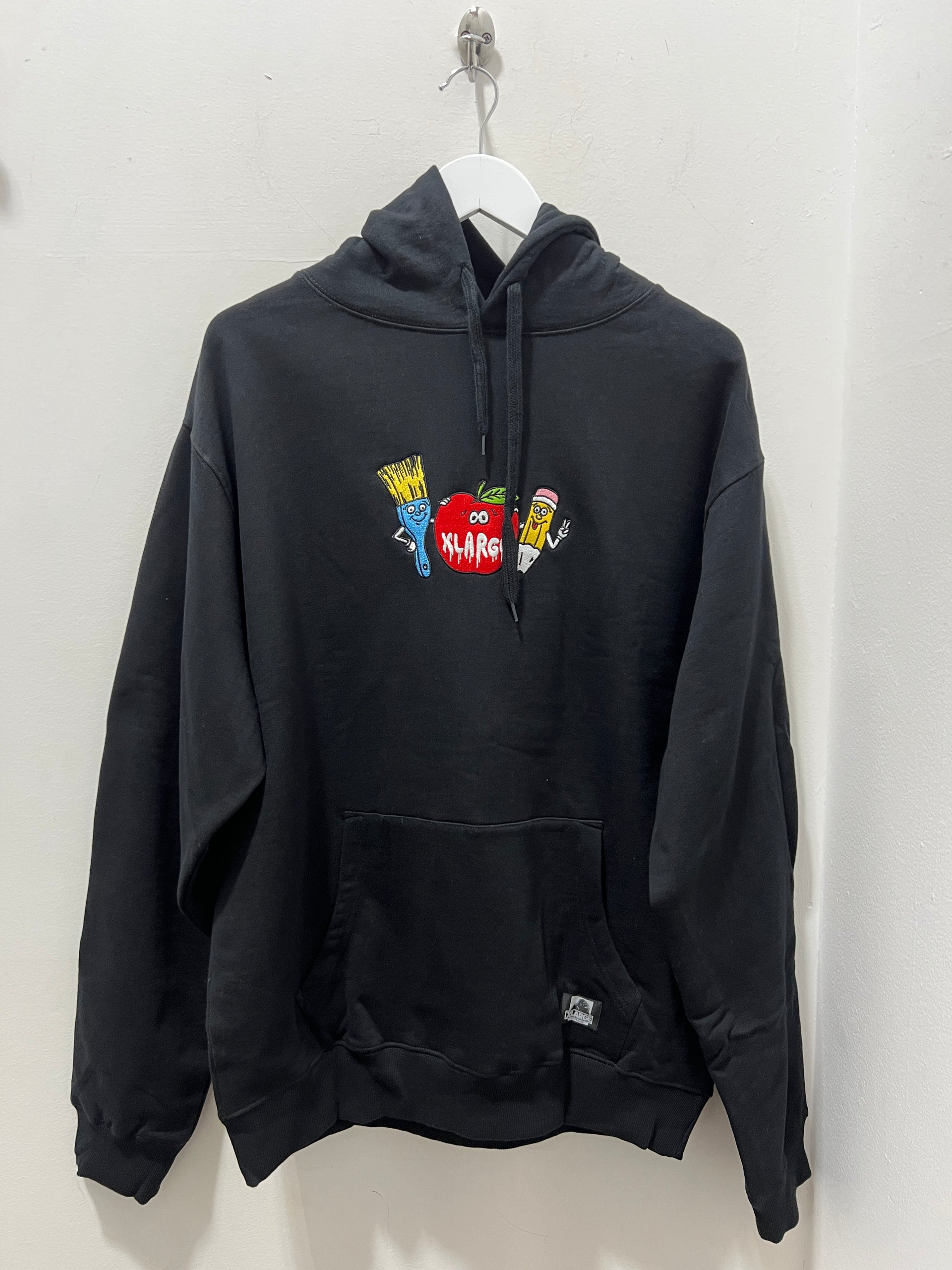 ART CLASS HOOD SOLID BLACK