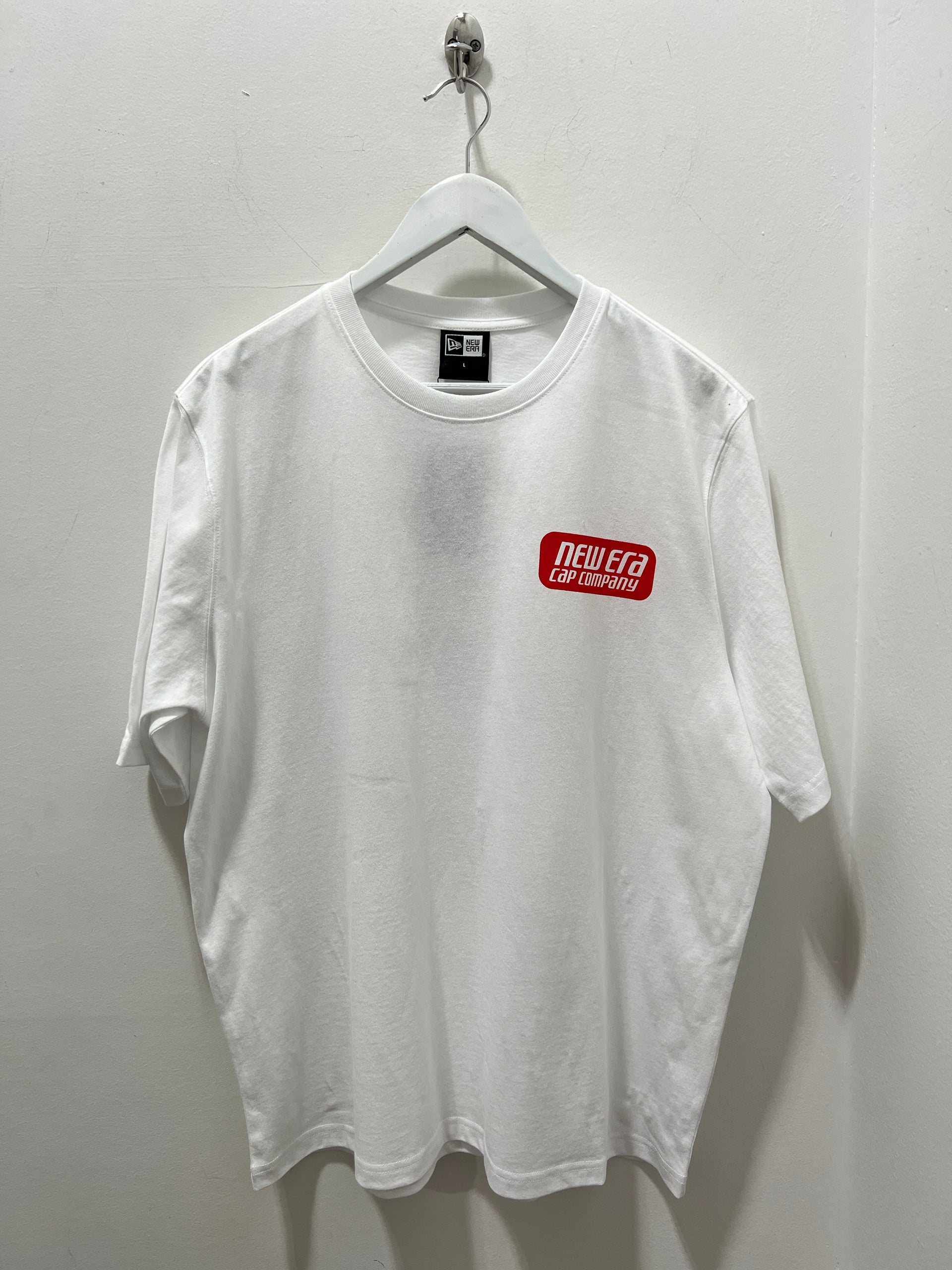 NEW ERA CAP SS TEE WHITE