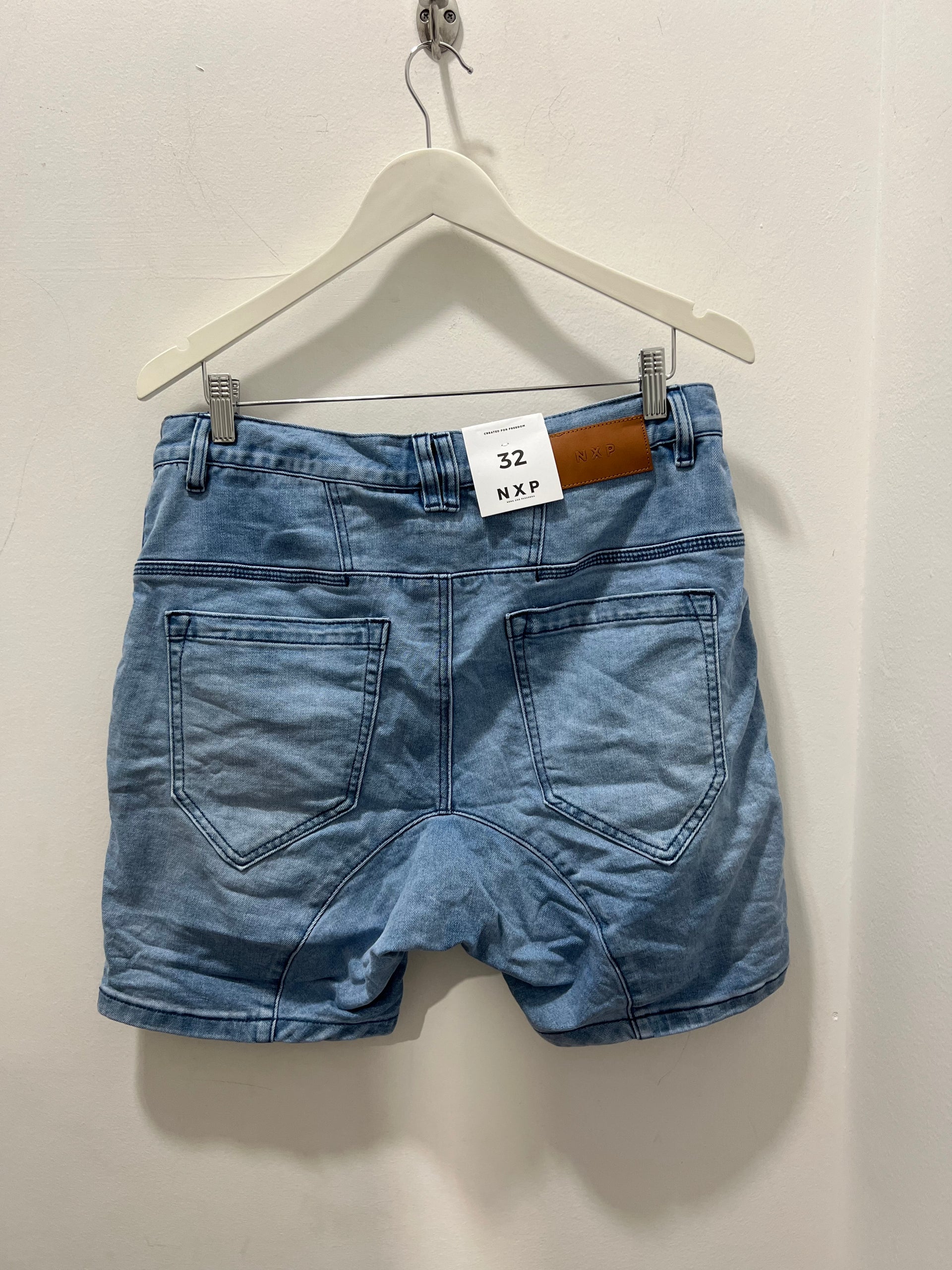 HELLCAT DENIM SHORT - NEWPORT BLUE