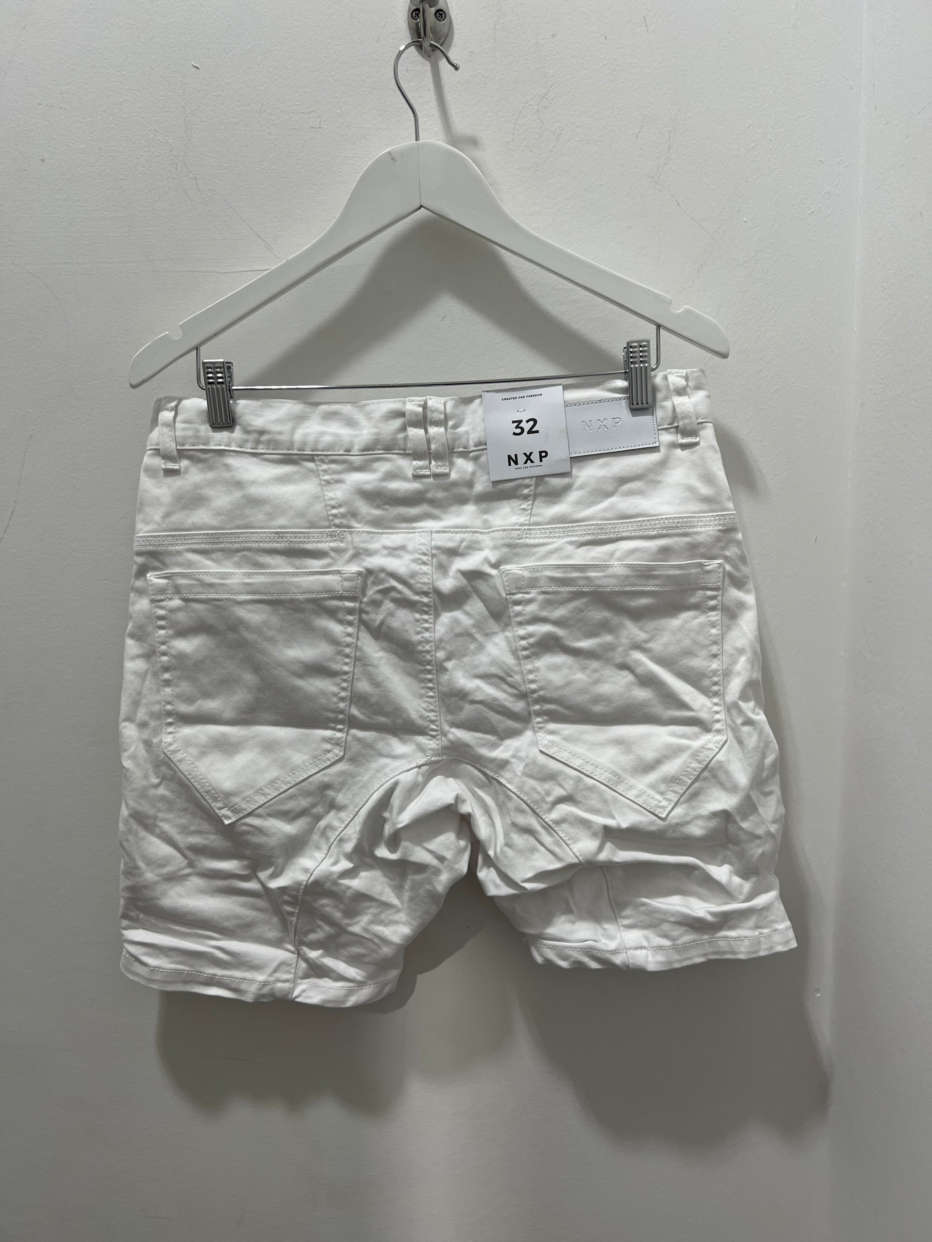 HELLCAT DENIM SHORT - WHITE