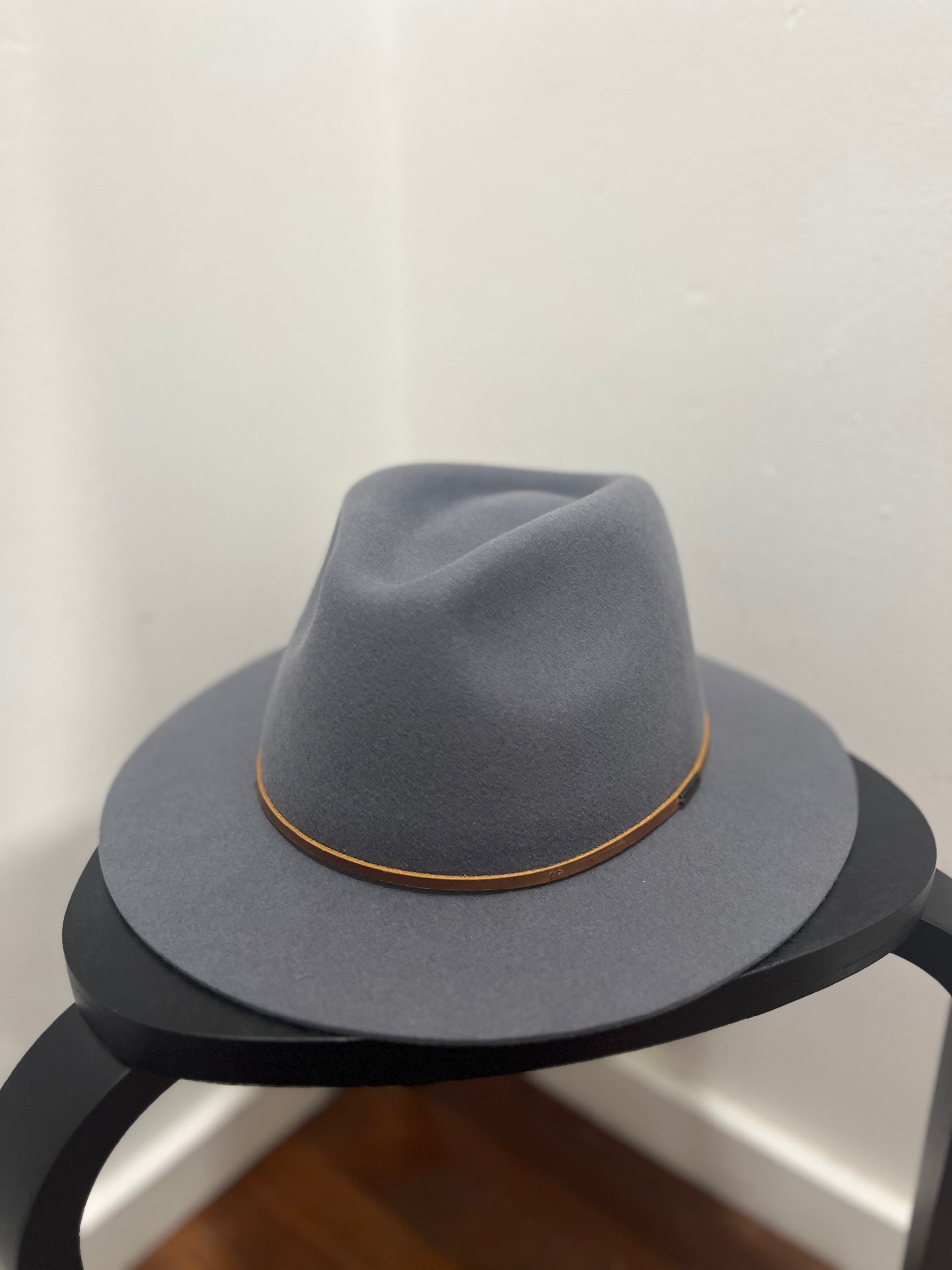 WESLEY FEDORA - PEBBLE