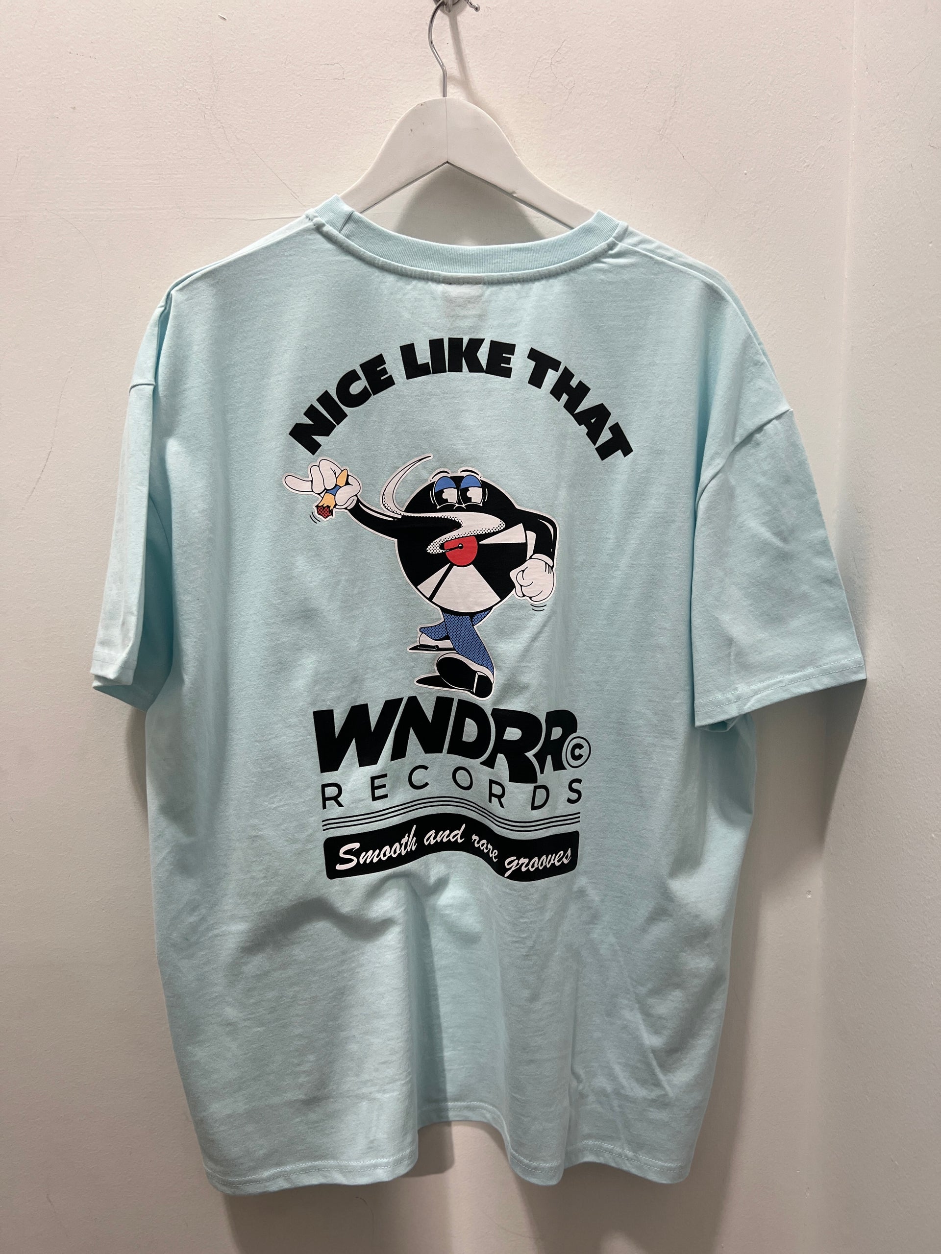 LIKE THAT BOX FIT TEE - BABY BLUE