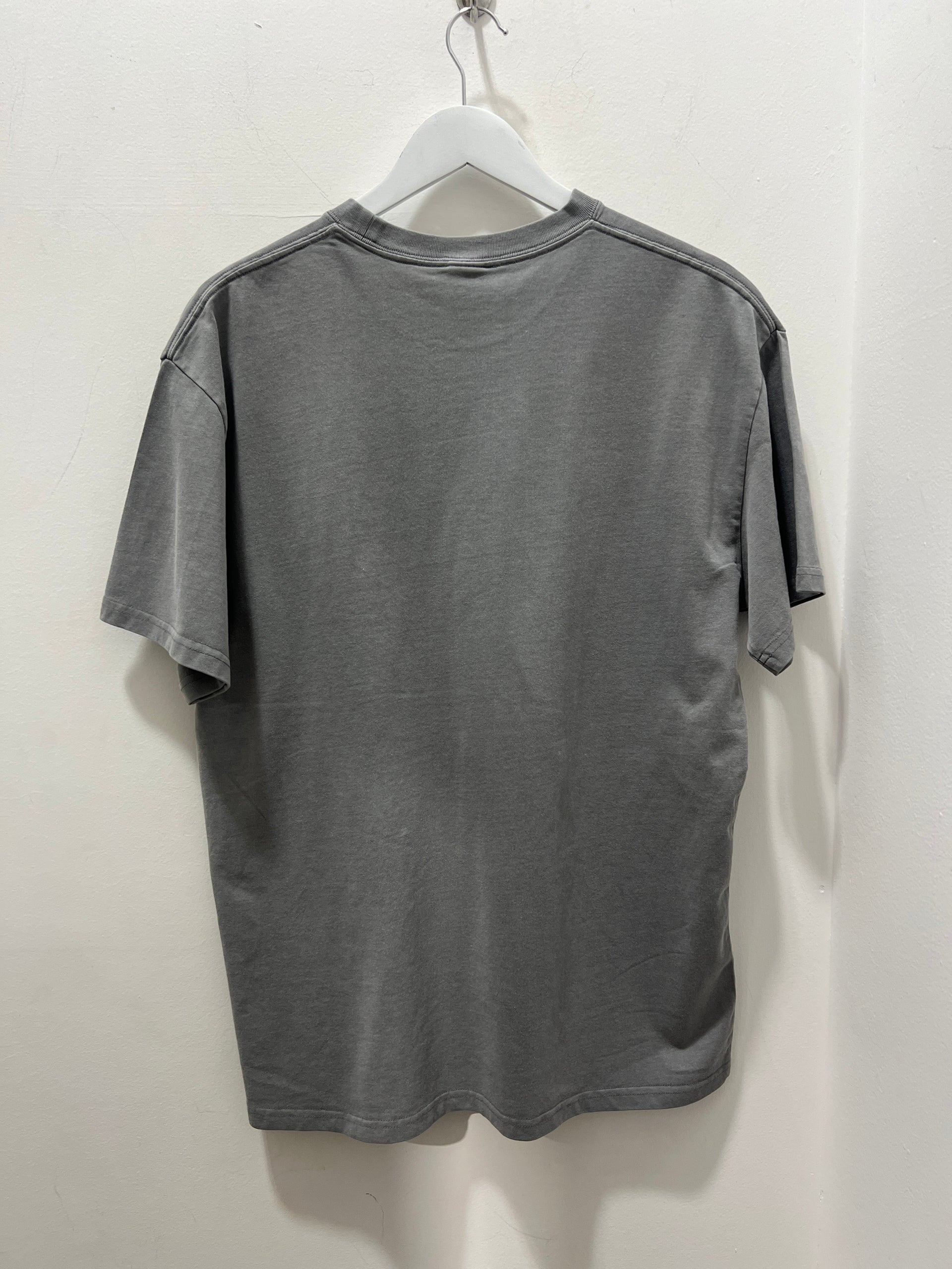 ARCADE SS TEE - PIGMENT GREY