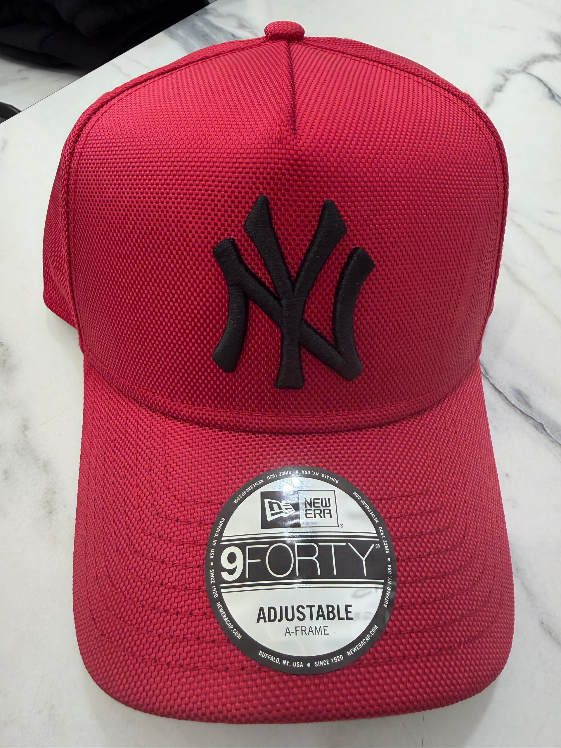940AF CAP SCARLET NY YANKEES