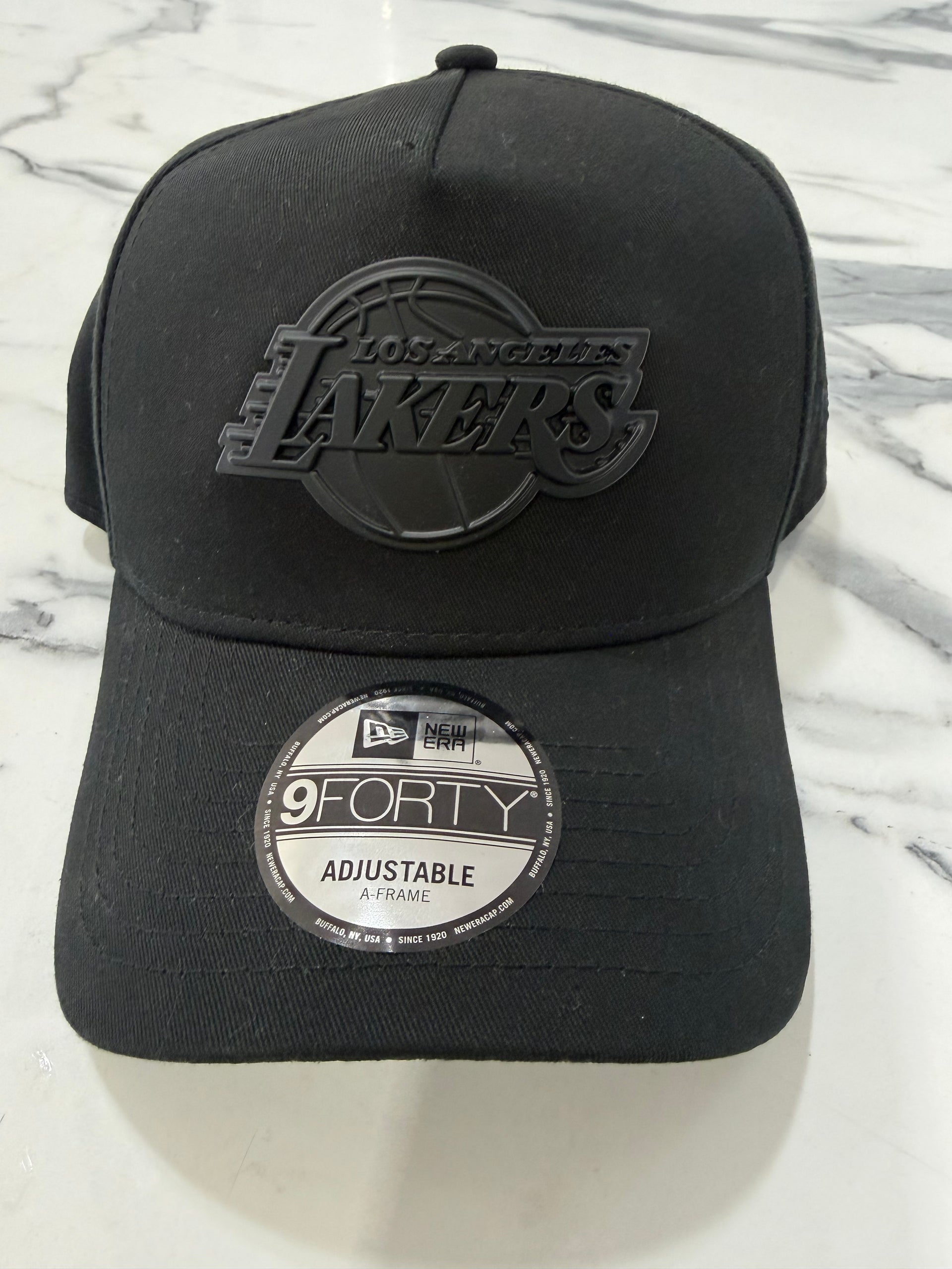 940AF CAP LA LAKERS BLACK
