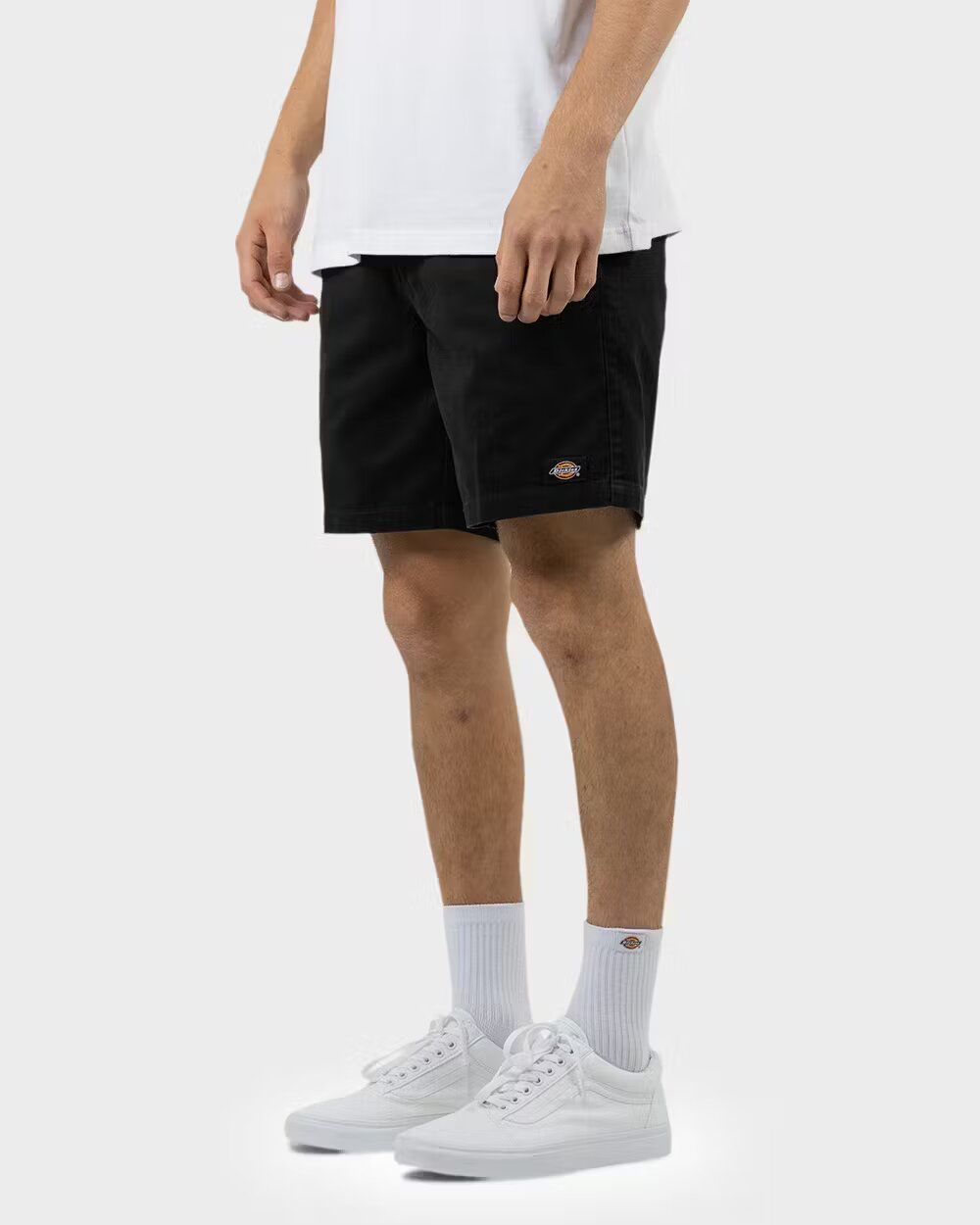 WR179 "7.5 REGULAR FIT SHORT BLACK