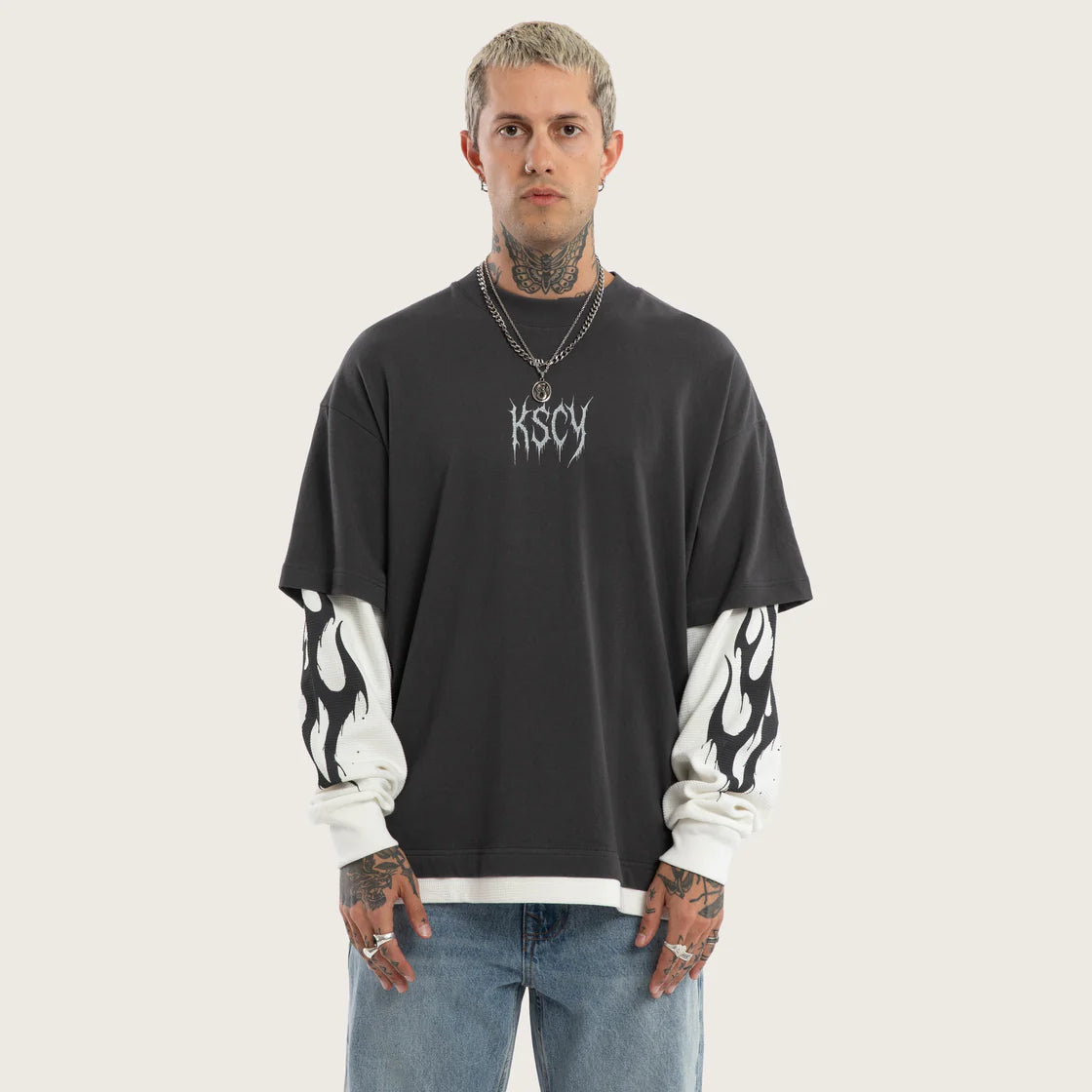 FEROCITY LS TEE ASPHALT/WHITE