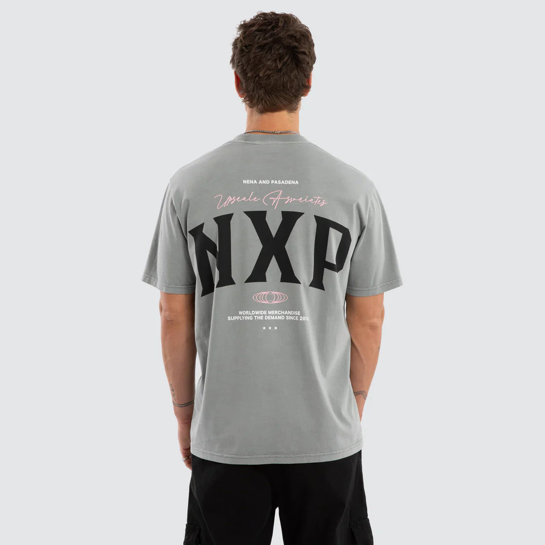 CHRONOS TEE NEUTRAL GREY