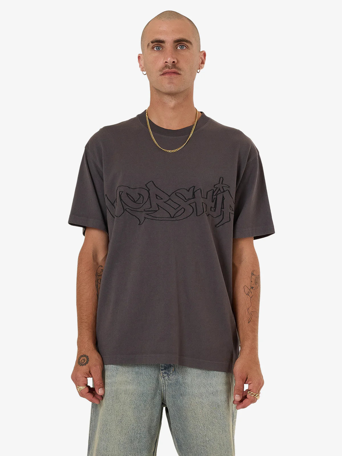 THROWS TEE WORN BLACK
