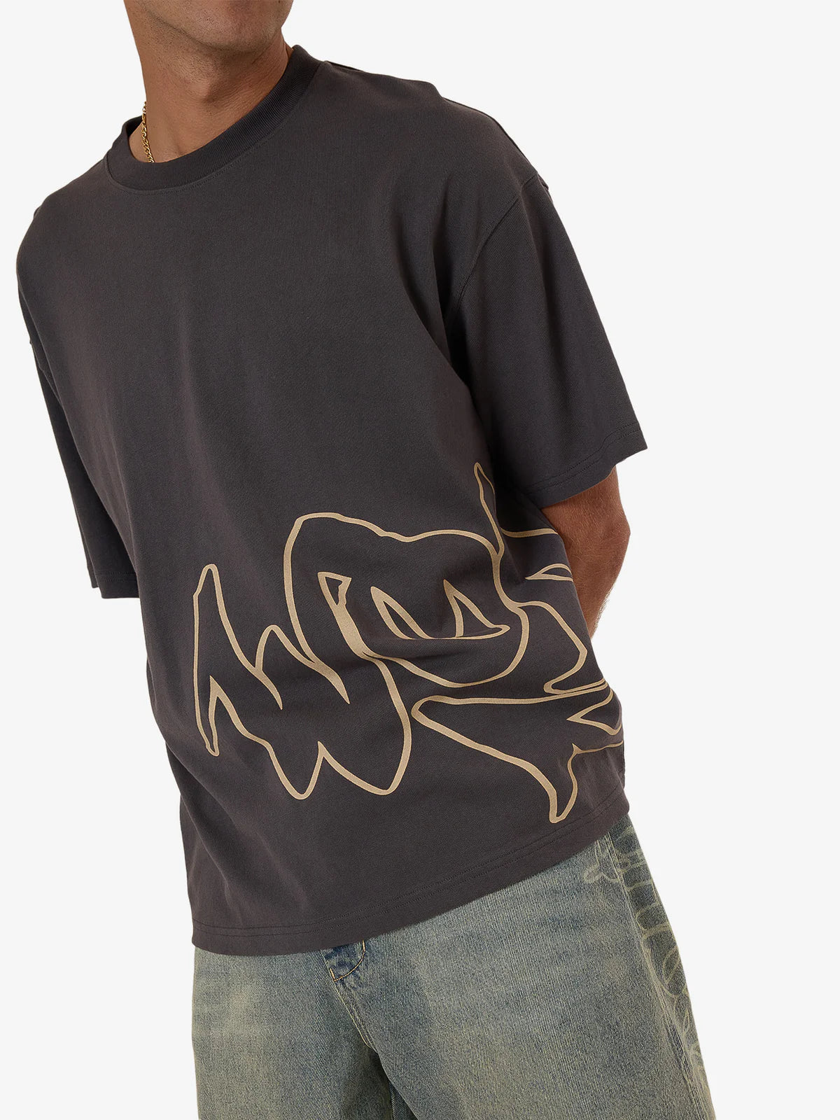 SPRAYS OVERSIZED TEE WORN BLACK