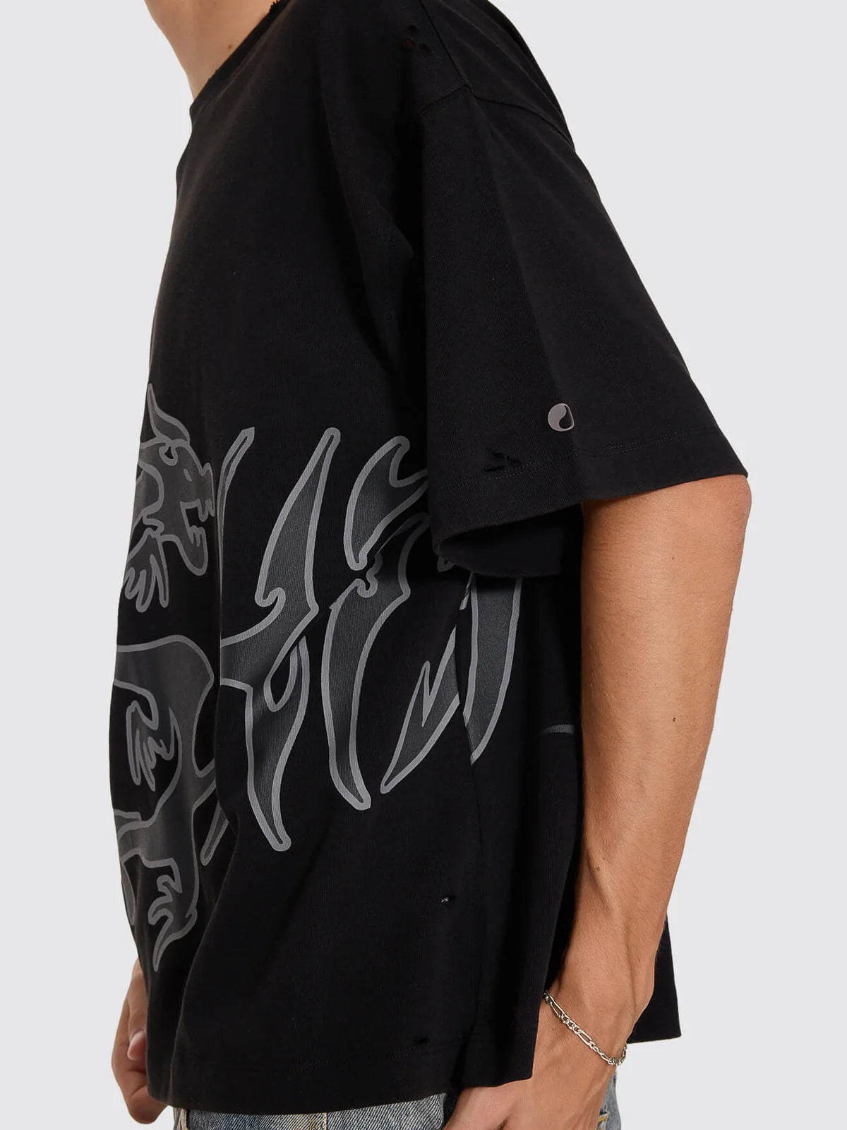 SERPES DISTRESS OVERSIZE TEE ACID BLACK
