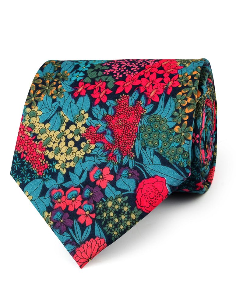 RIO DE JANEIRO JUNGLE NECKTIE C568