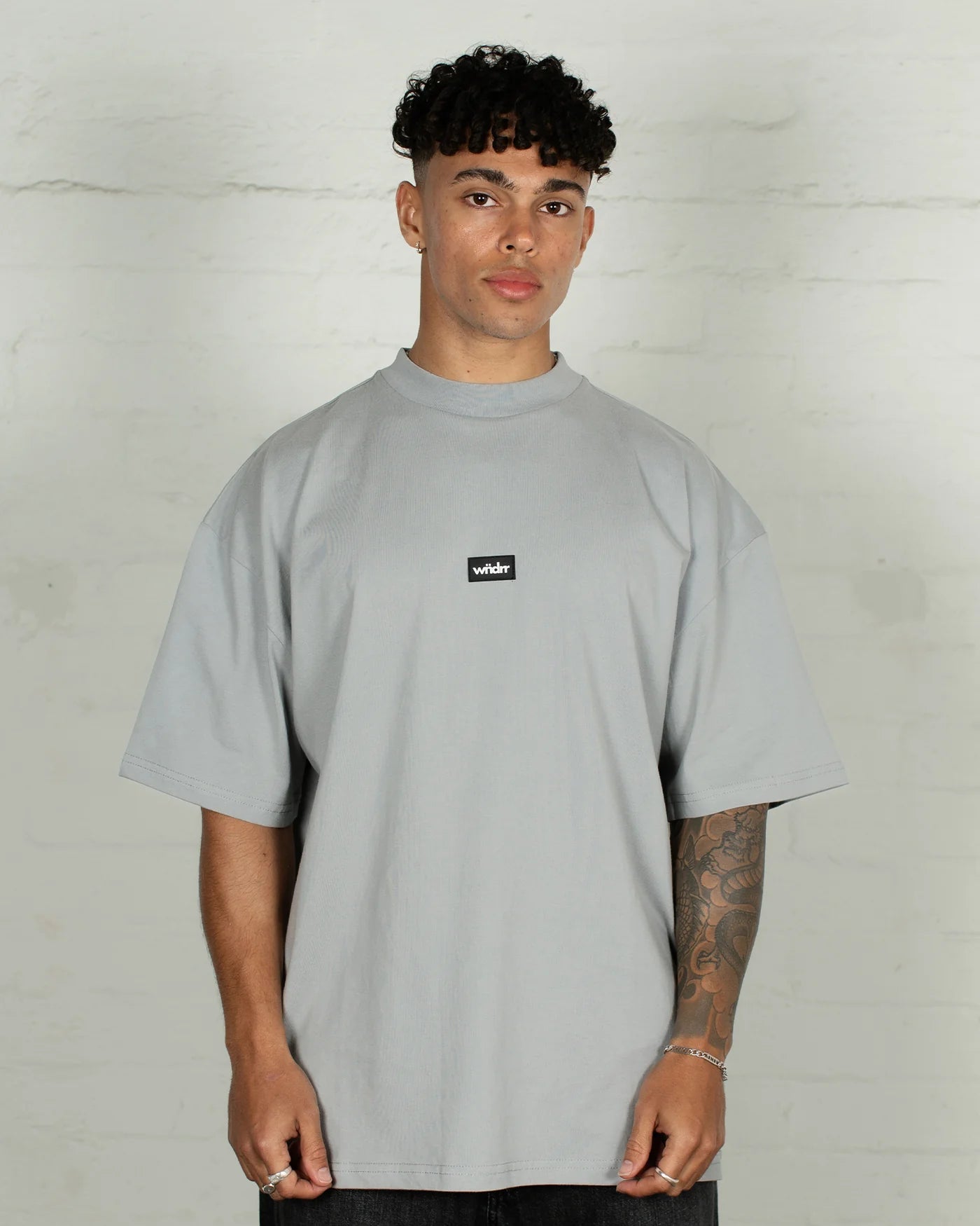 SOHO CLUB TEE CEMENT GREY