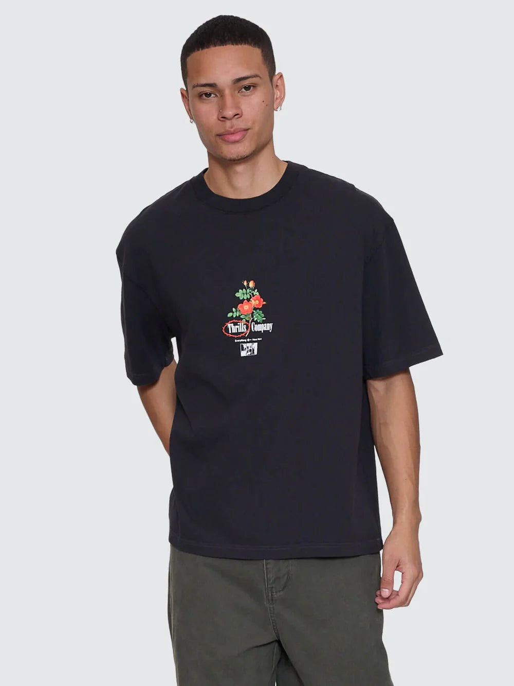 EVERYTHING HERE NOW BOX FIT TEE BLACK