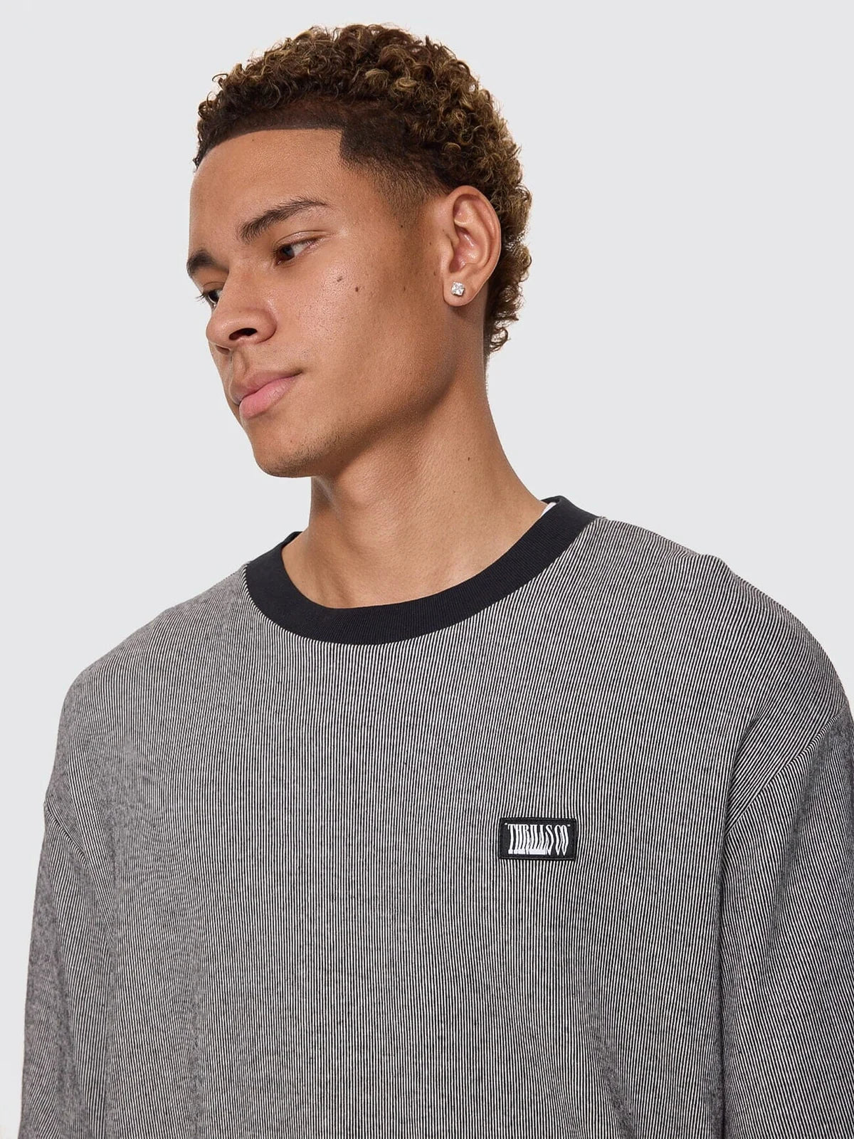 CHAOTIC INTERVENTIONS OVERSIZE BOX CROP RIB TEE BLACK WHITE
