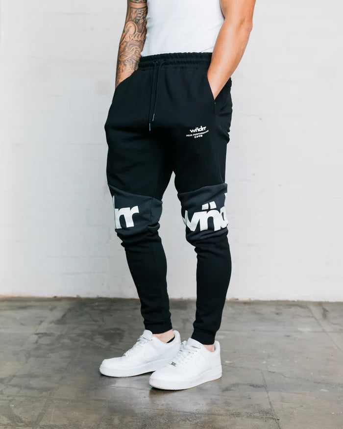 FUSION TECH TRACKPANT BLACK