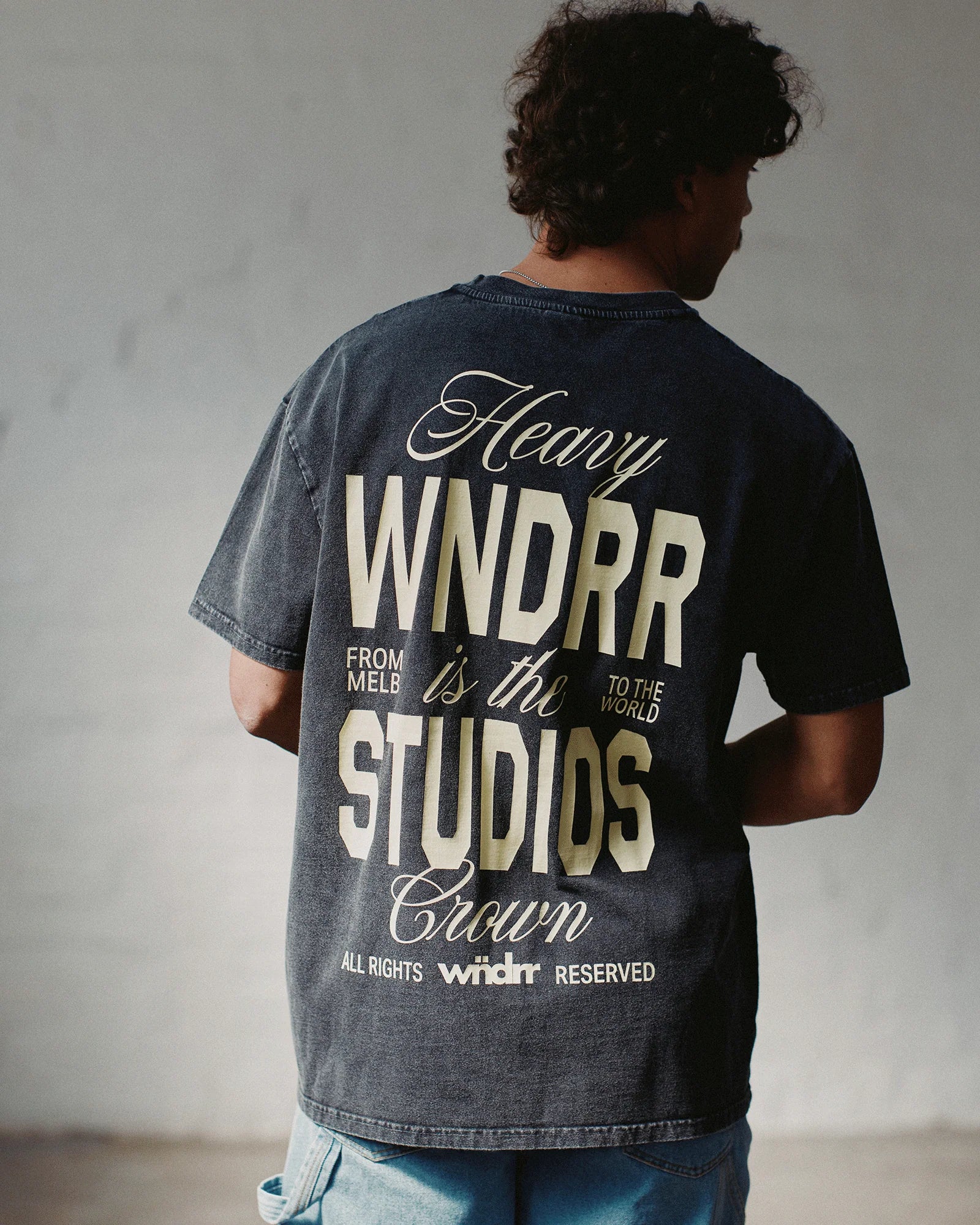 HIGHBORN BOX FIT TEE WASHED BLACK