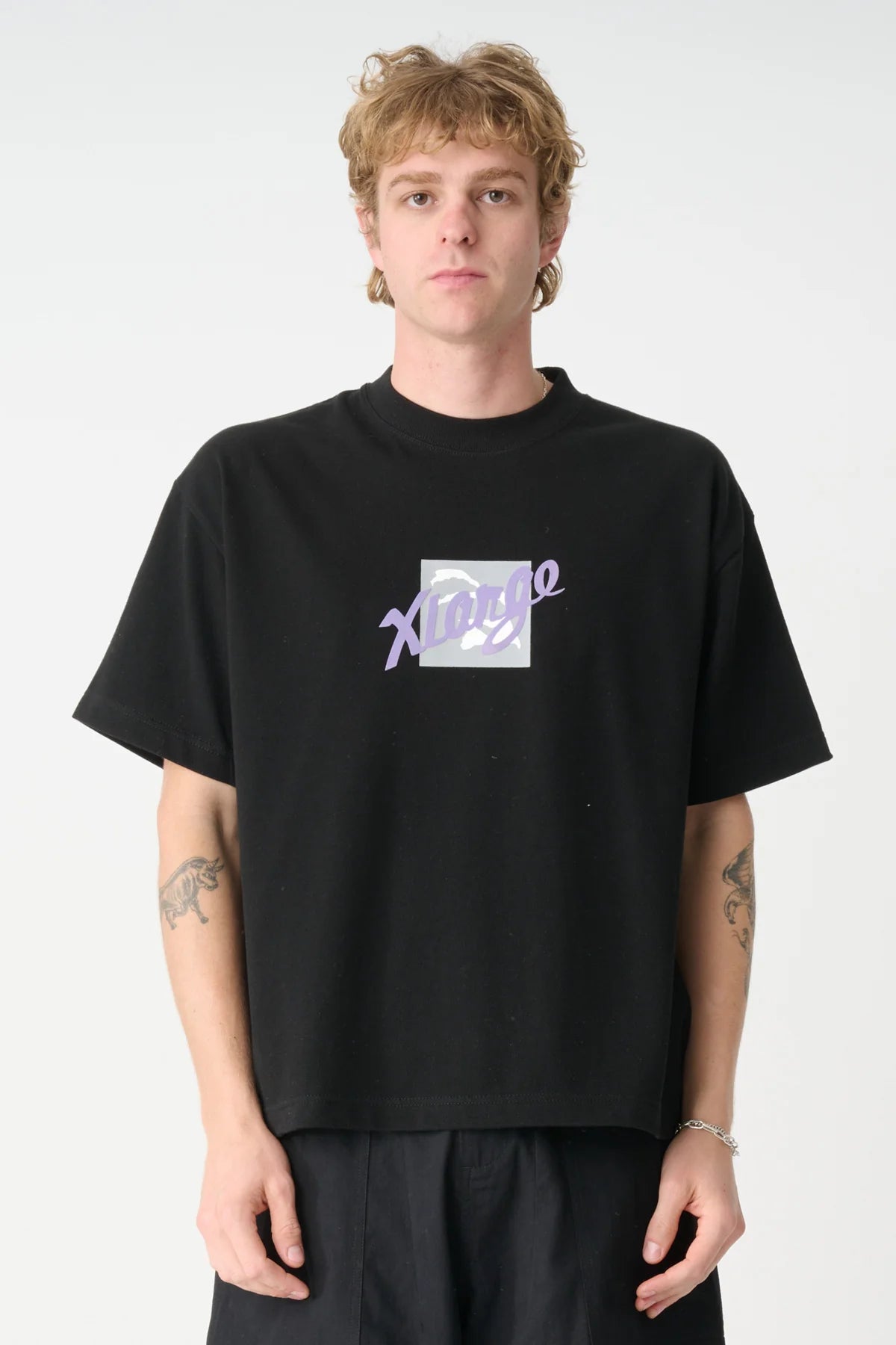 TRADEMARK GORILLA FIT TEE PIGMENT BLACK