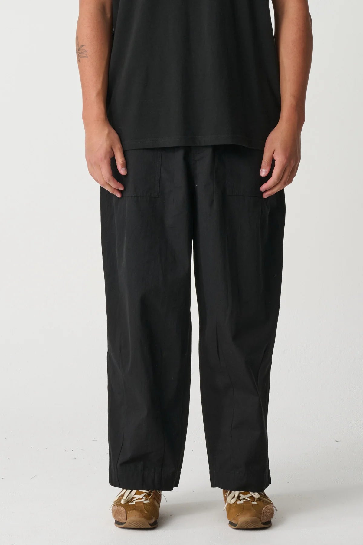 LIVING XL PANT BLACK