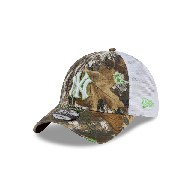 920 TRUCKER CAP NY YANKEES DISTRESSED REAL TREE CAMO