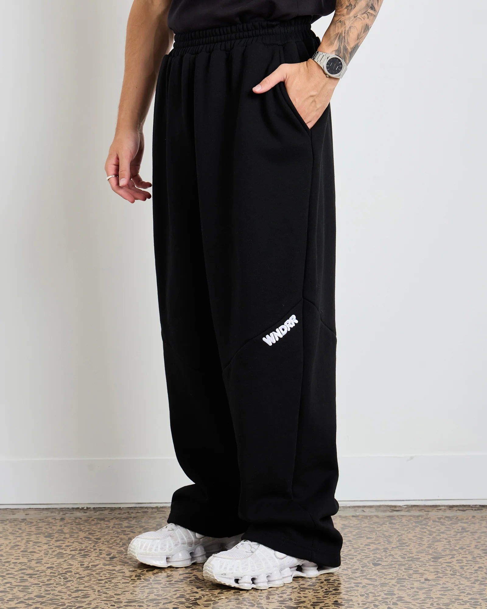 HALO JUMBO TRACKPANT BLACK