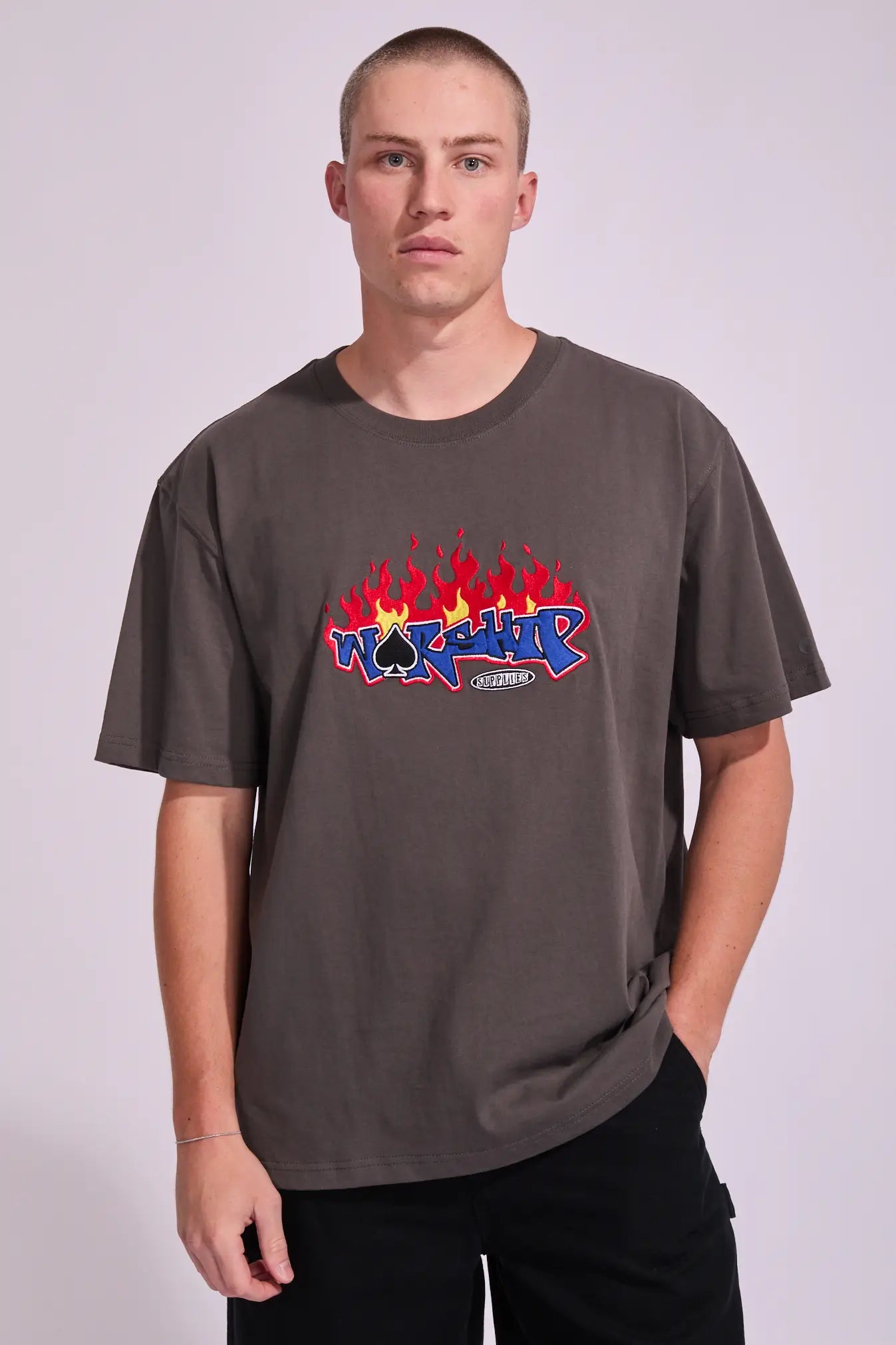 PLAYA TEE WORN BLACK